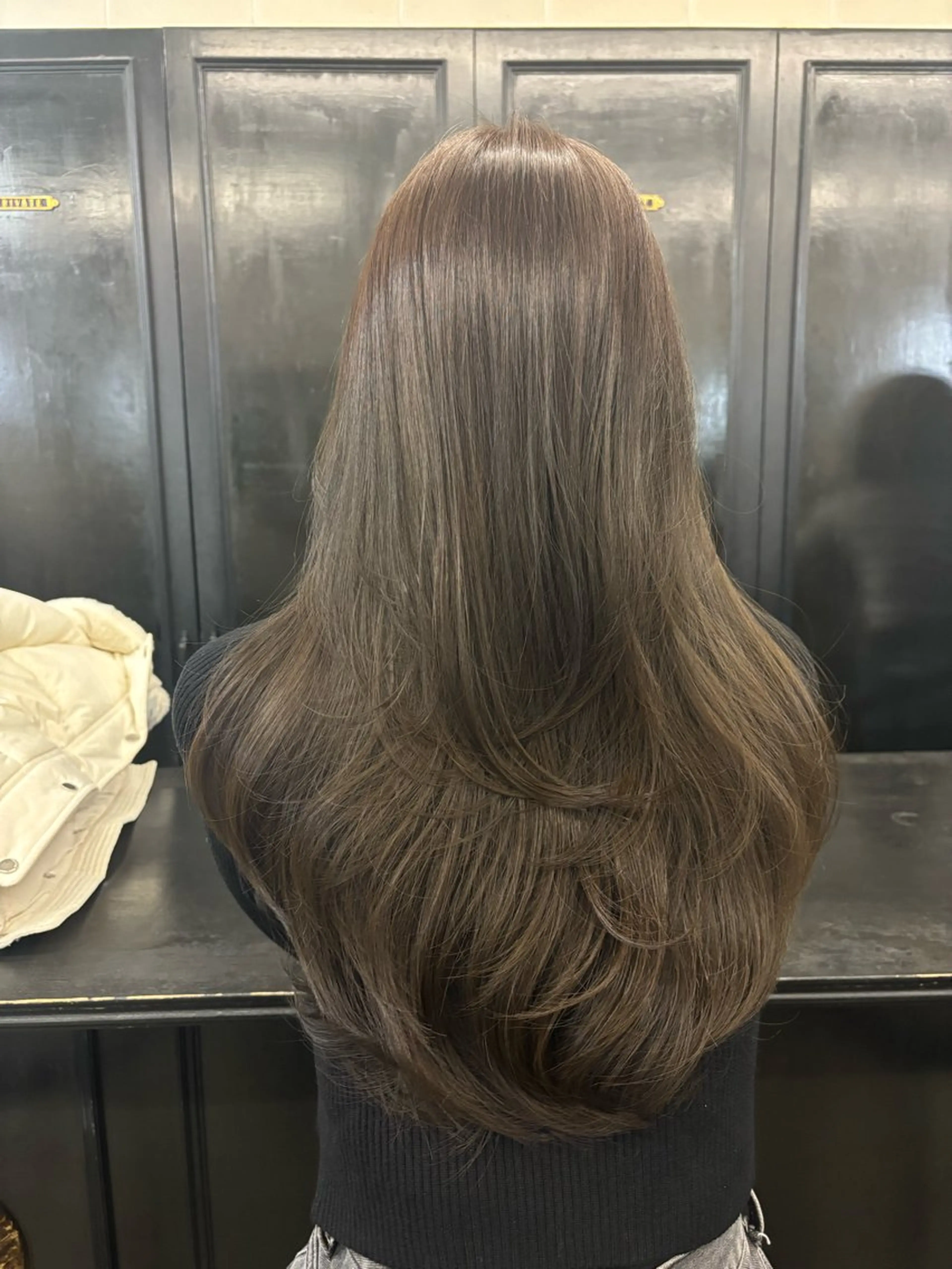 ロング カラー カット ヘアカラー トリートメント オリーブベージュ 🫒🩶Rianaのヘアスタイル
