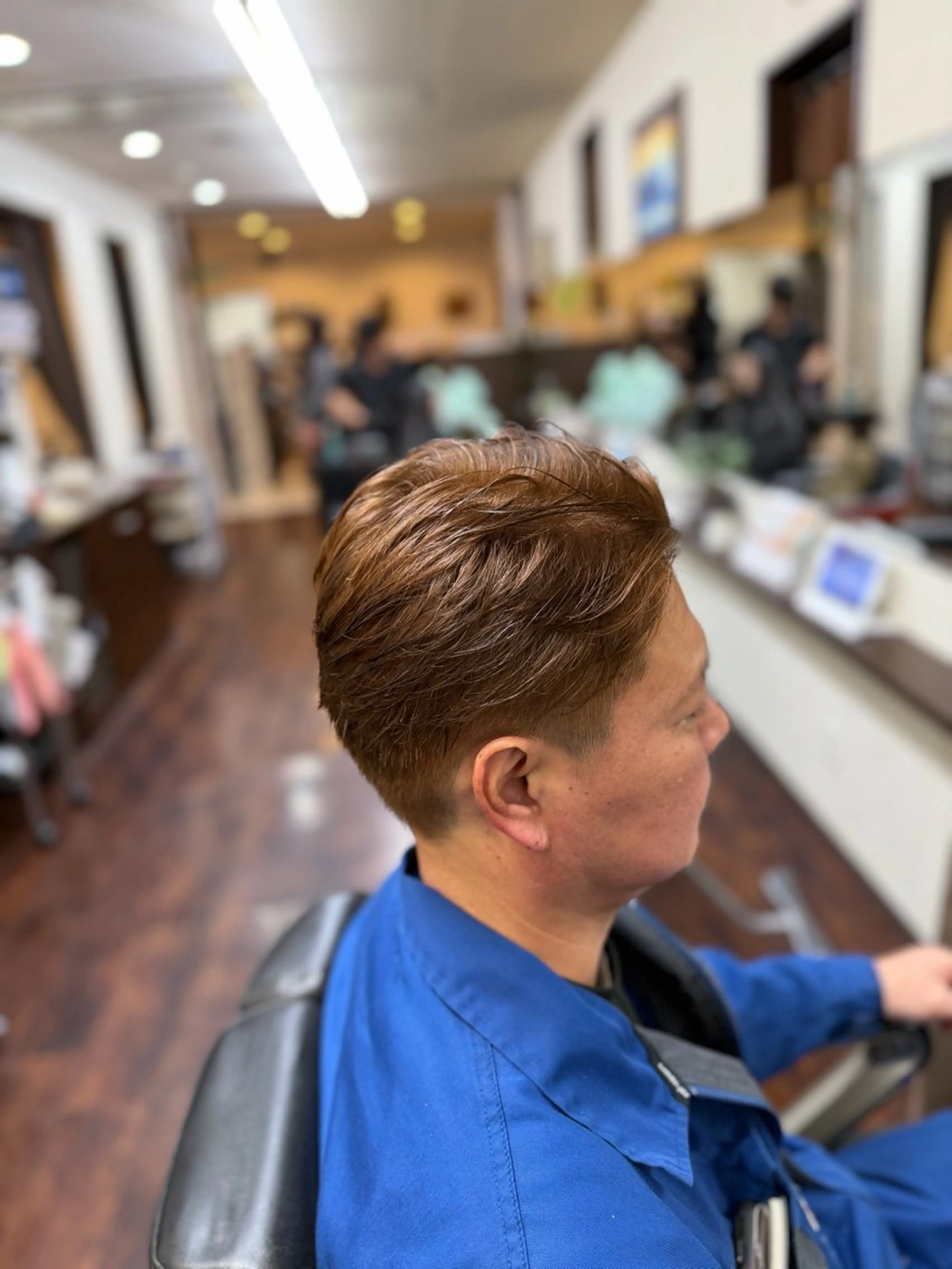 ショート カラー ヘアカラー トリートメント 鈴木 晴紀のヘアスタイル