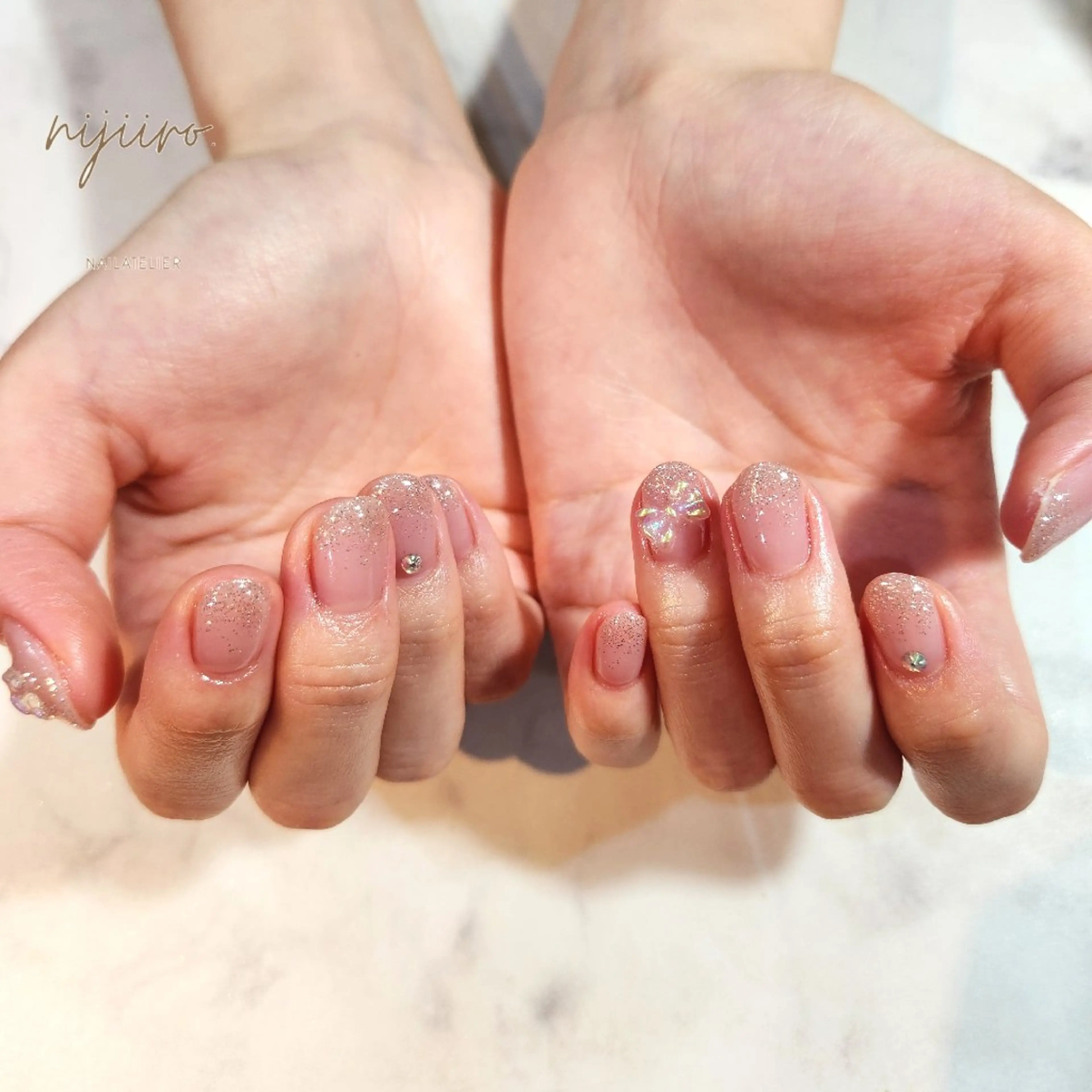 ネイル ハンドネイル nailatelier nijiiro.所属・nijiiro🌈 サトウのネイルデザイン