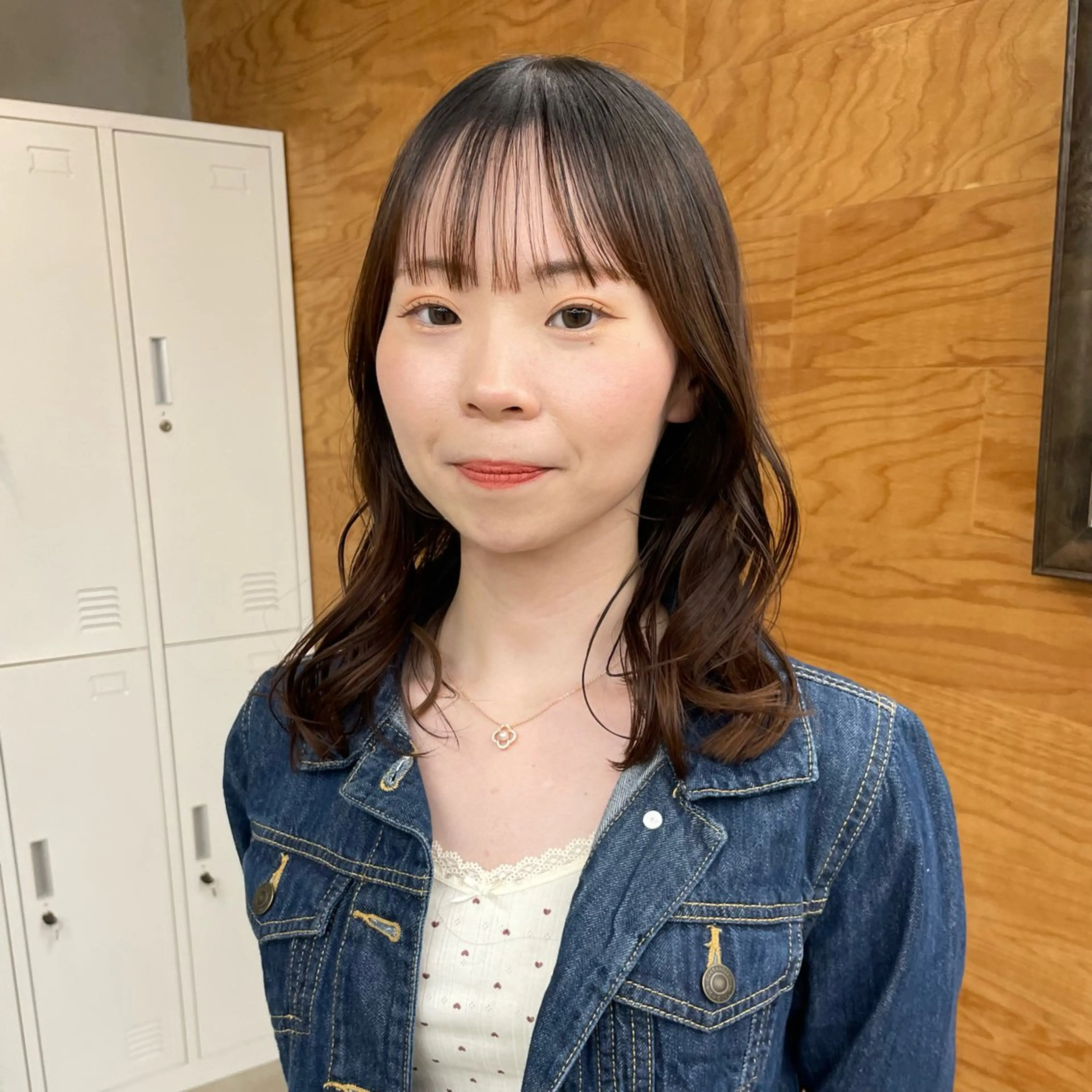 セミロング 顔周りカット 榛葉 夢乃のヘアスタイル