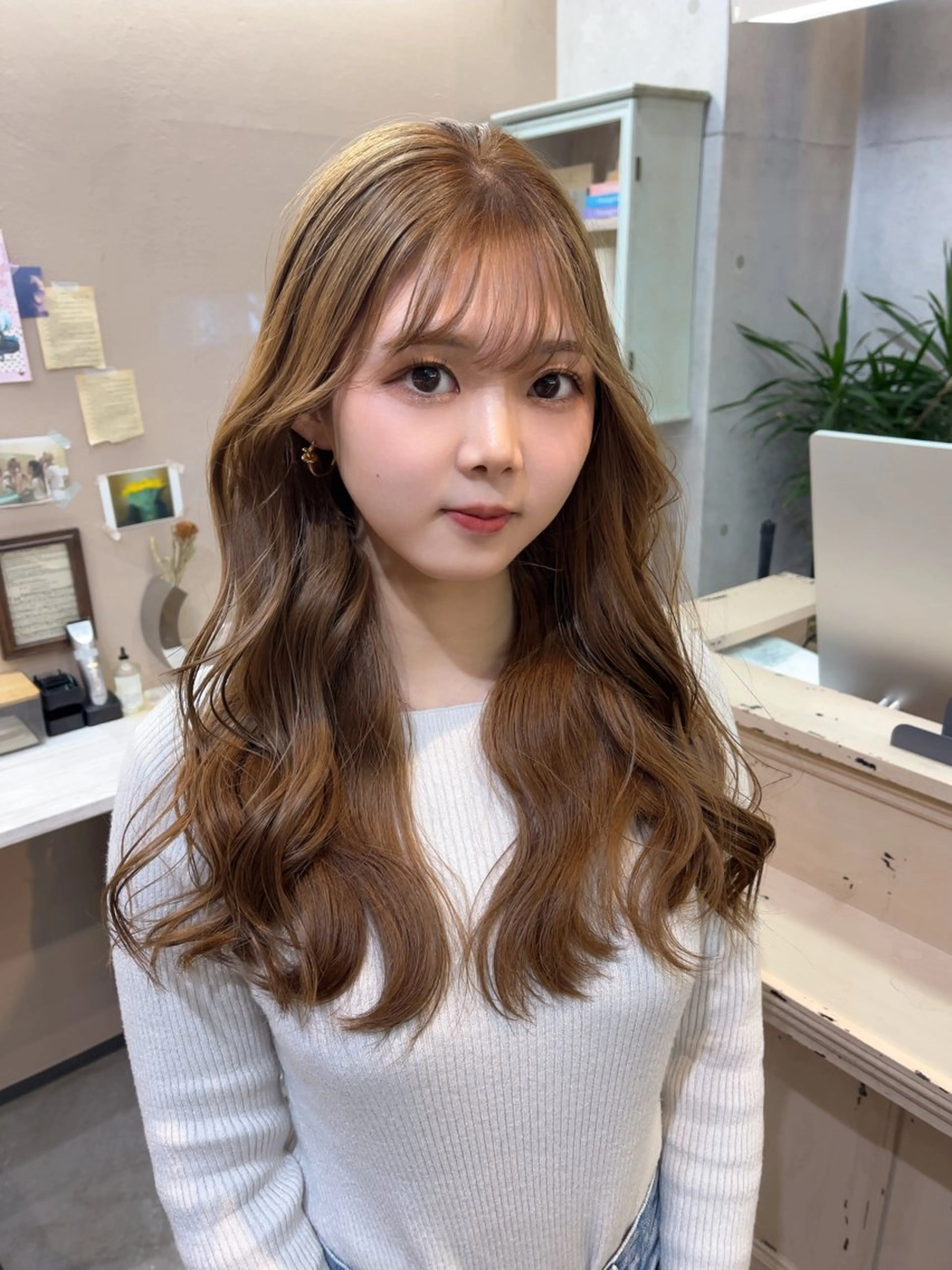 ロング カラー カット ヘアカラー トリートメント MIES amane(アマネ)のヘアスタイル