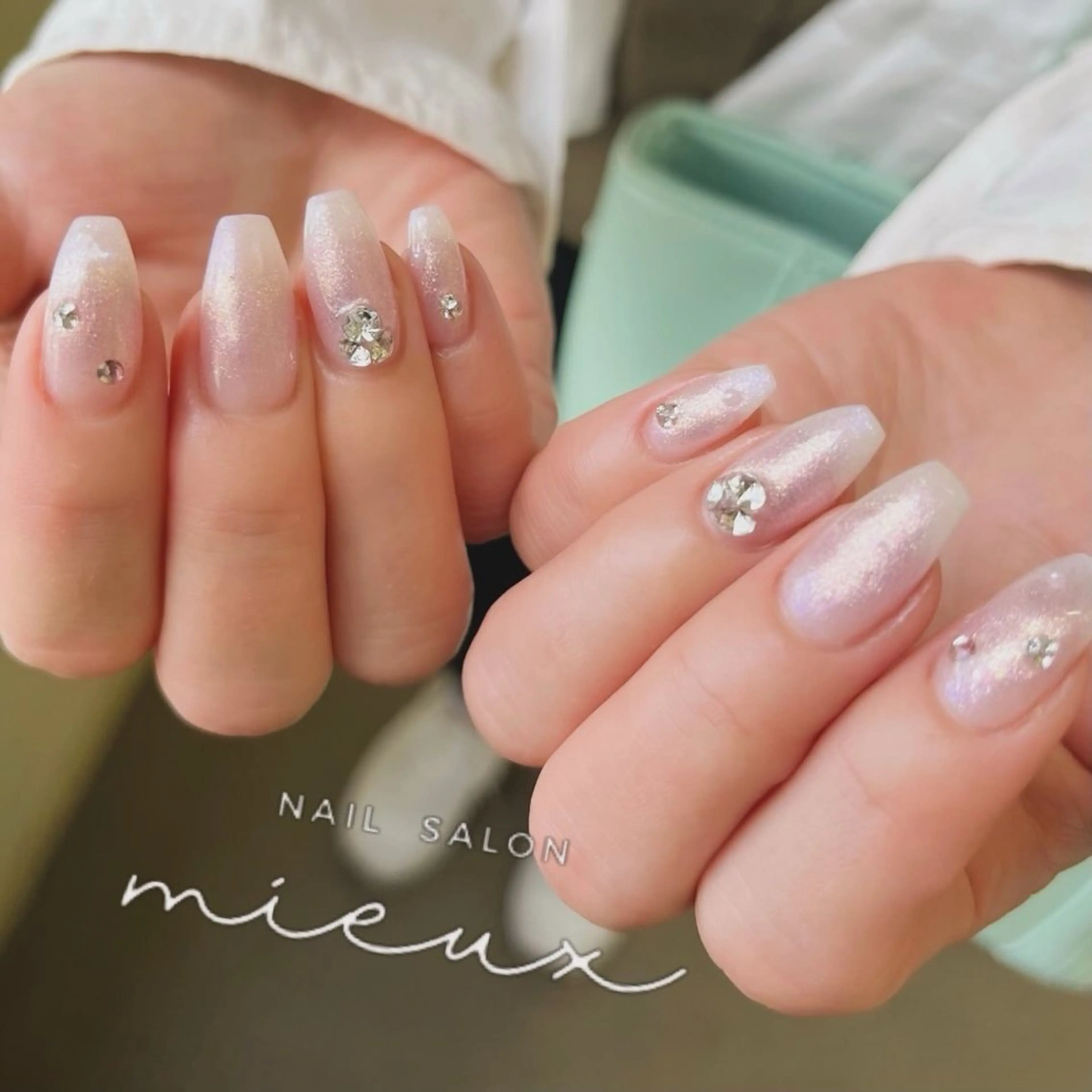 ネイル ハンドネイル mieux ariiiのネイルデザイン