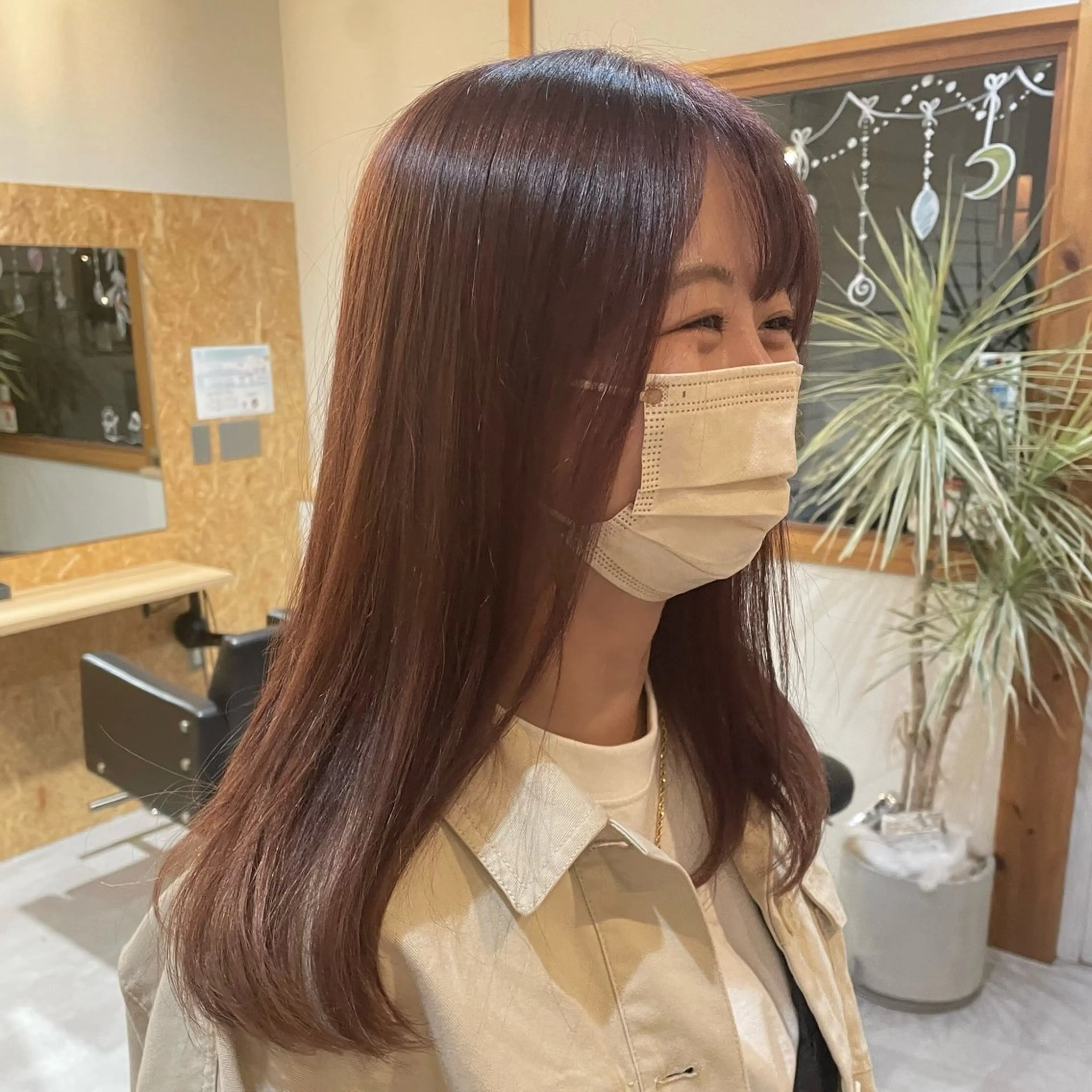 セミロング カラー ベージュカラー ブリーチ カシス カシスベージュ FRANK所属・こいけ みきののヘアスタイル