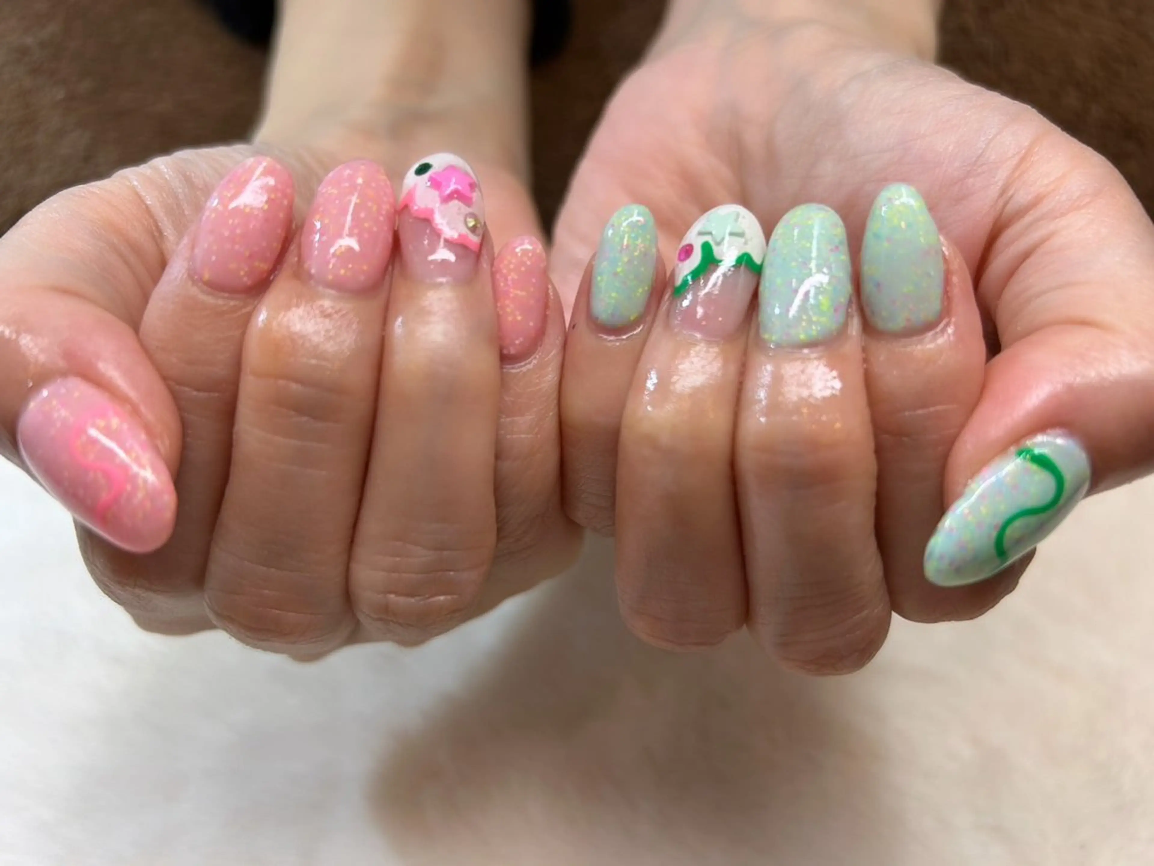 ネイル ハンドネイル ハンドケア Epokku 心斎橋ネイルサロンのネイルデザイン