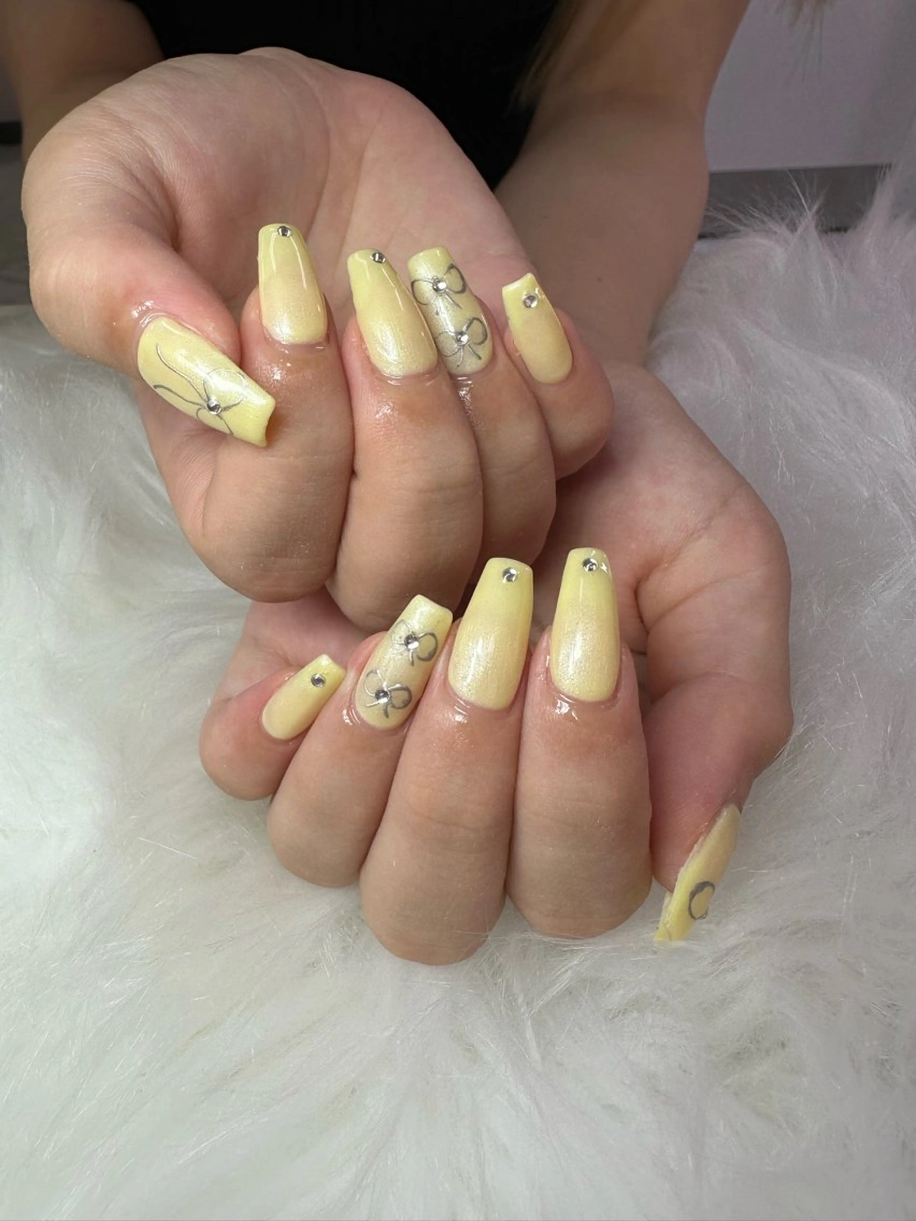 ネイル ハンドネイル 串田 萌のネイルデザイン