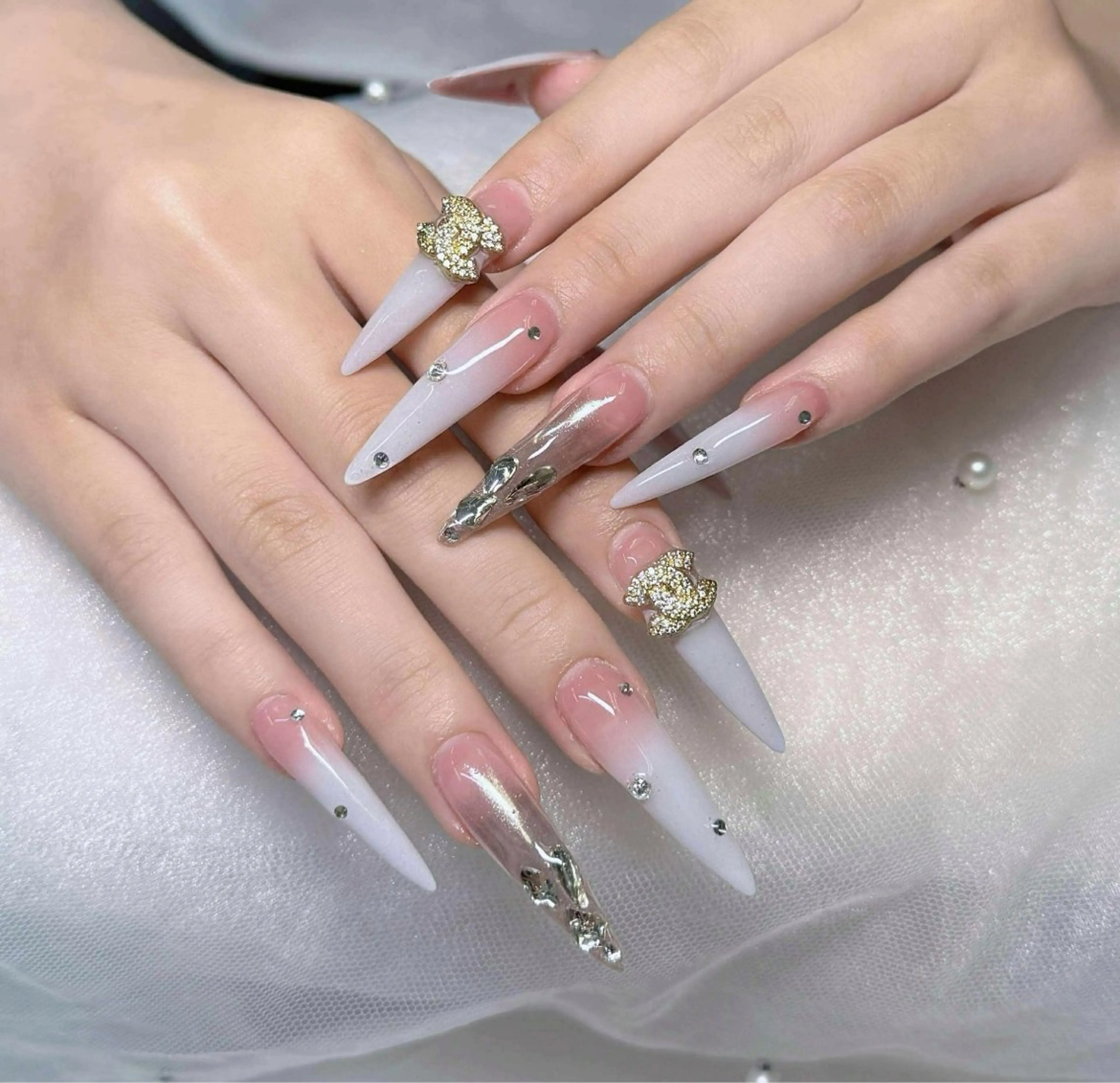 ネイル ハンドネイル ain nailのネイルデザイン