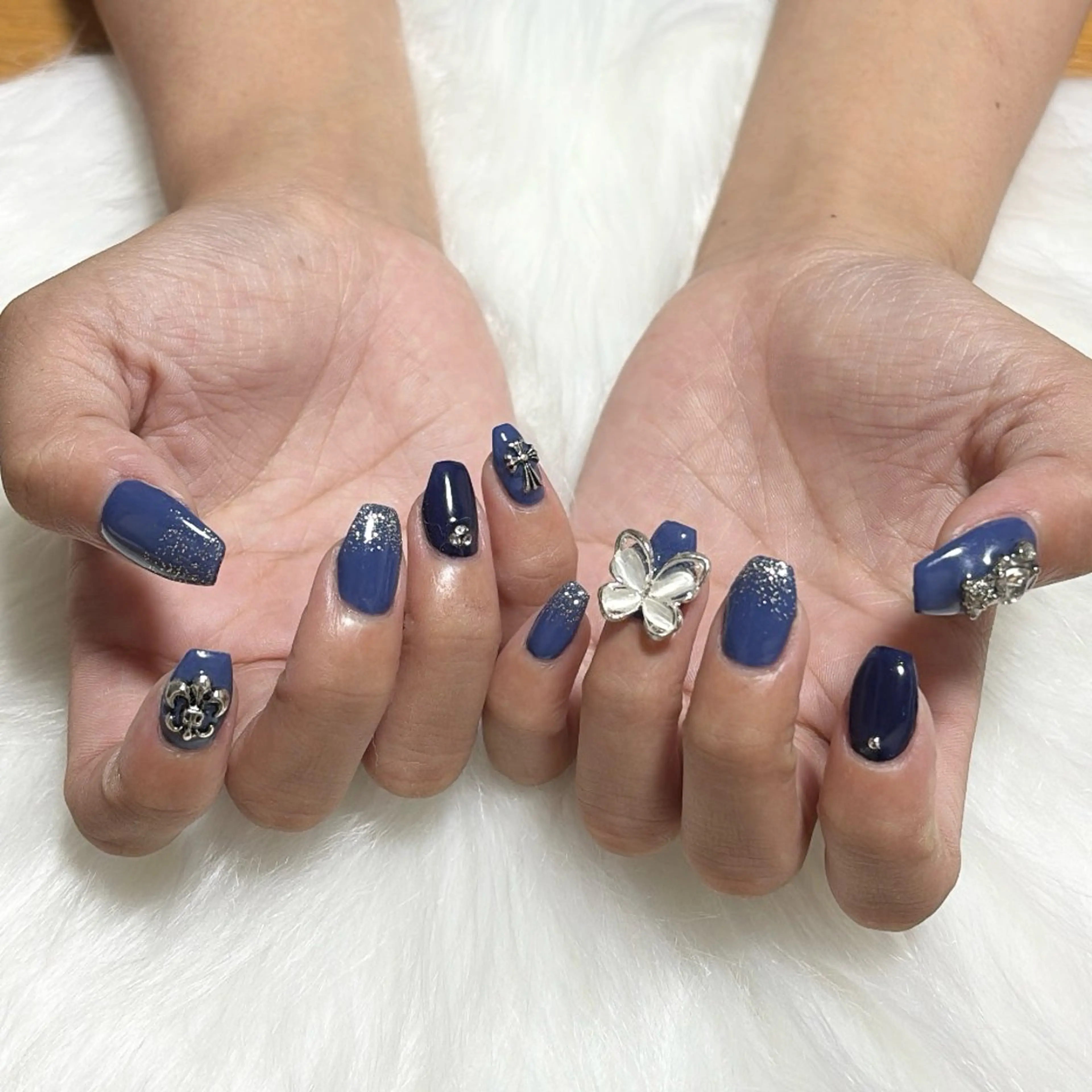 ネイル ハンドネイル EmaNail 天満橋店所属・EmaNail Hinaのネイルデザイン