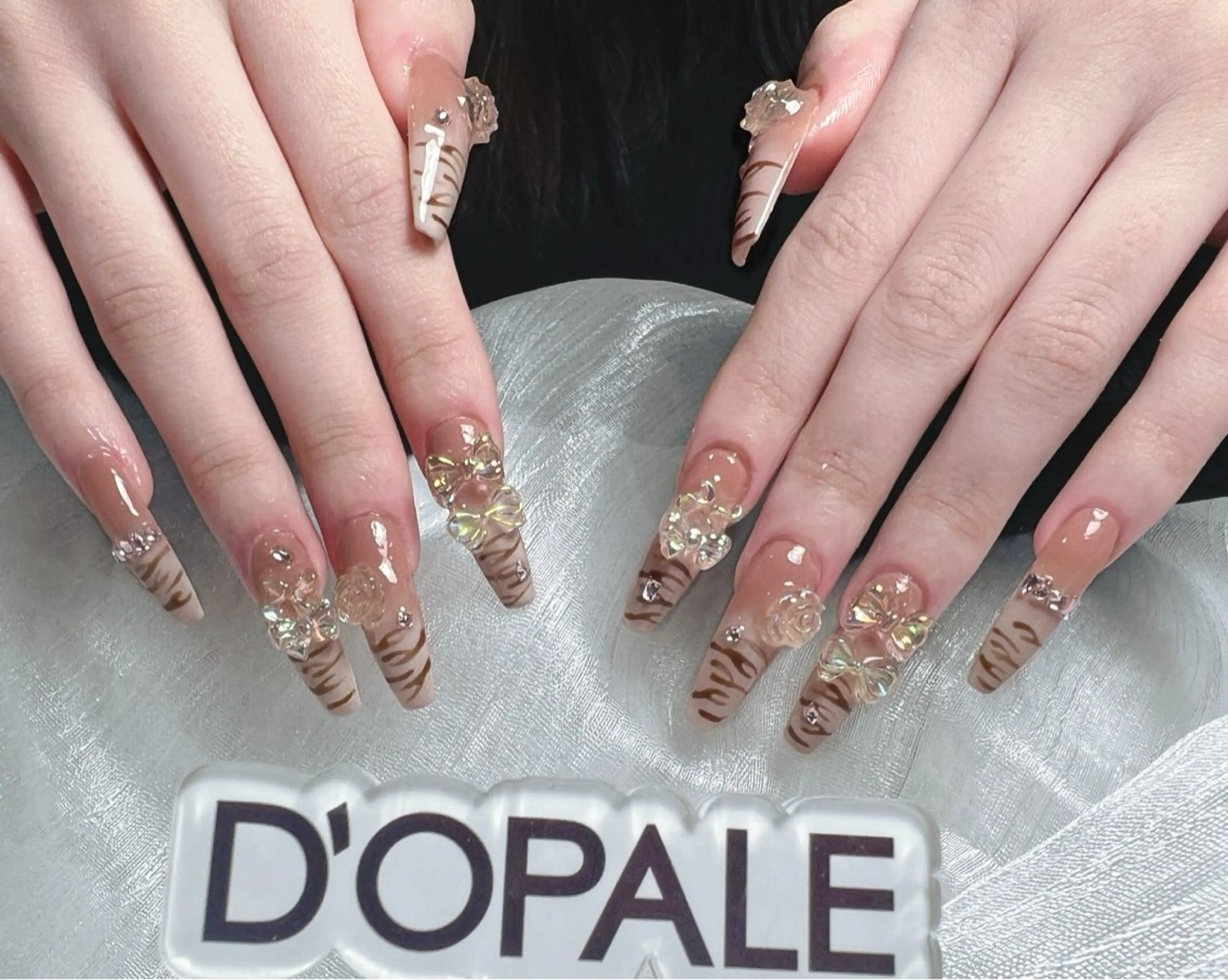 ネイル ハンドネイル D‘OPALEサロン所属・トパサロン 上野kkのネイルデザイン