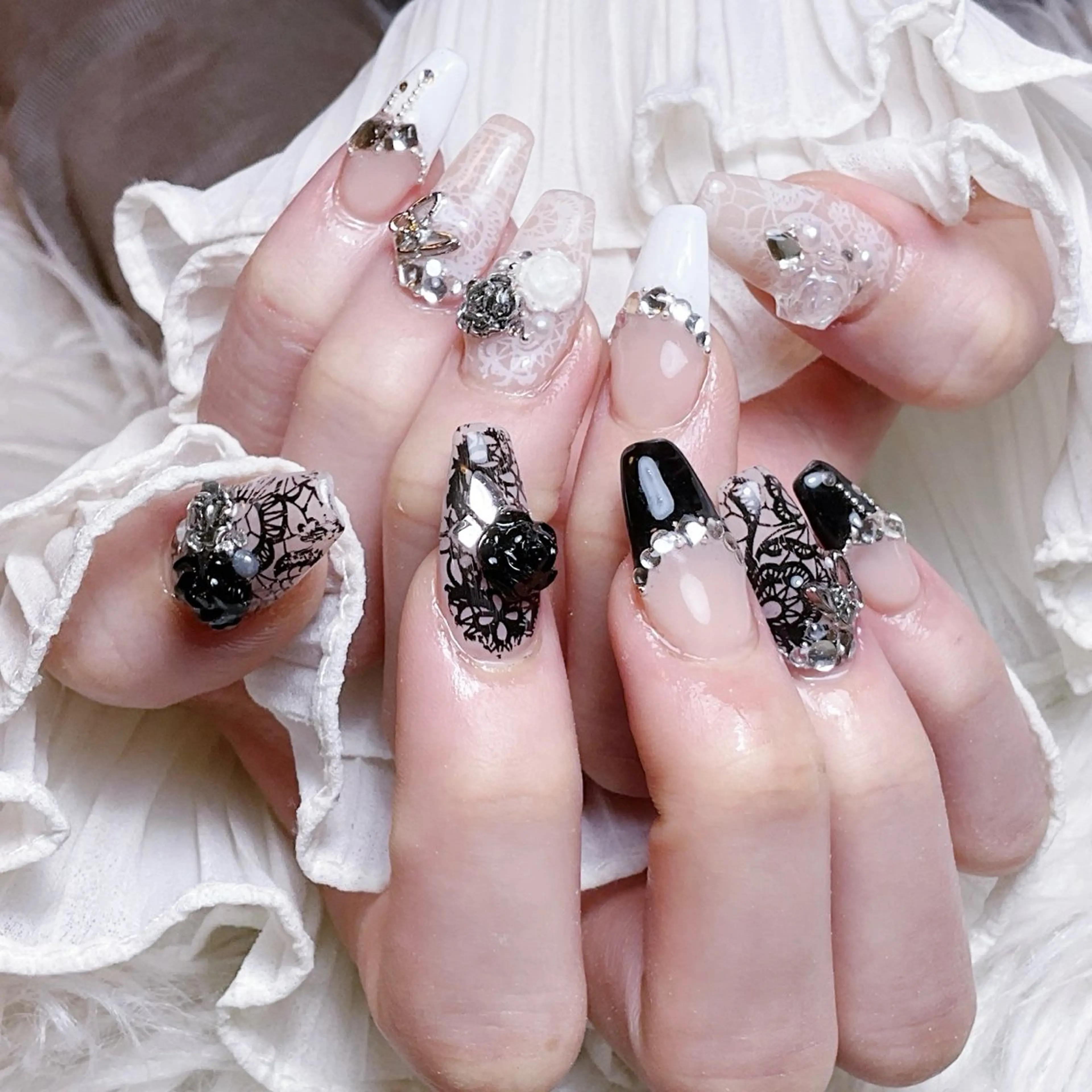 ネイル ハンドネイル 🌈Yun nail hyejin💋のネイルデザイン