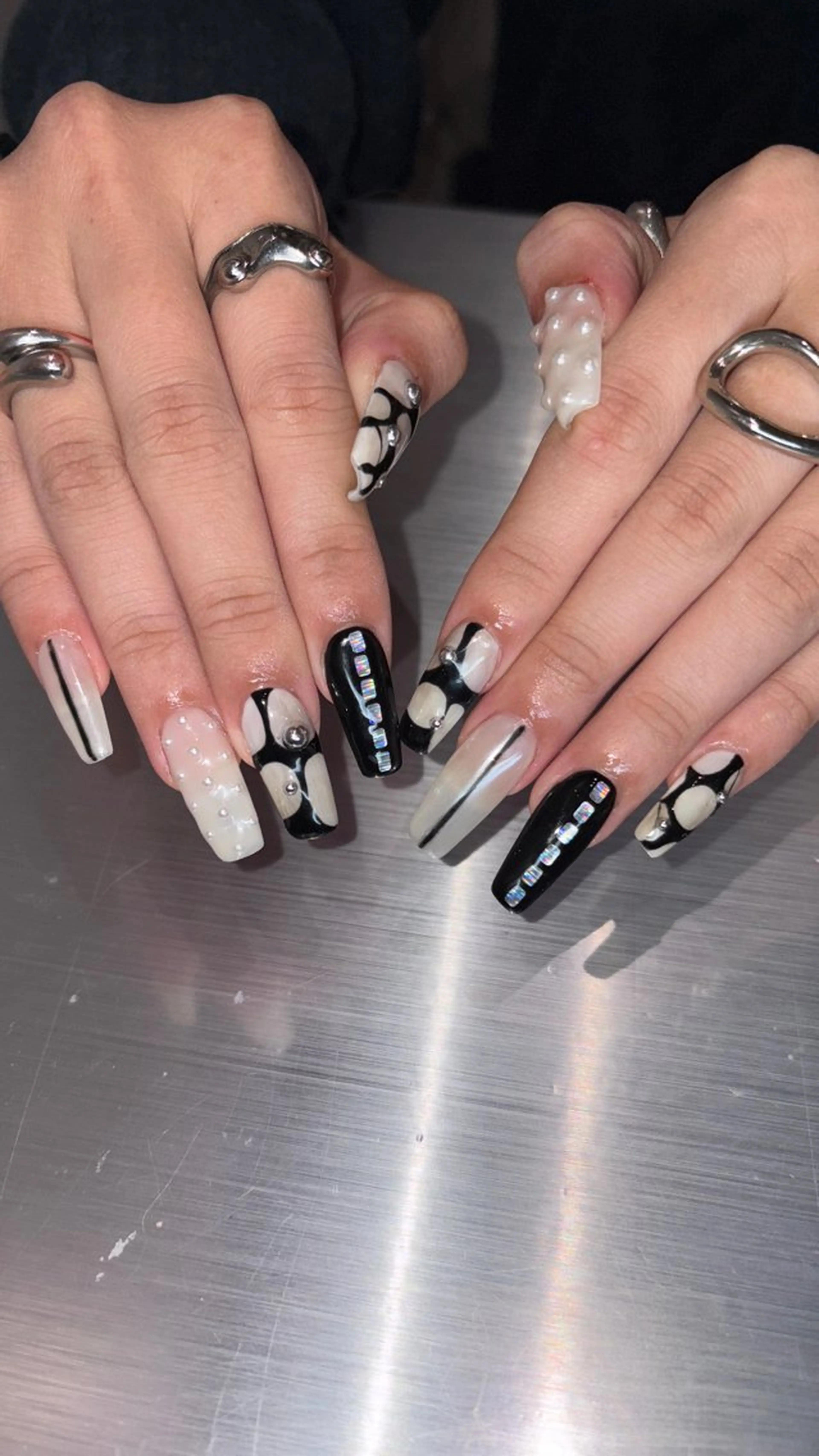 ネイル 👽個性派ネイル🎀 komachiのヘアスタイル