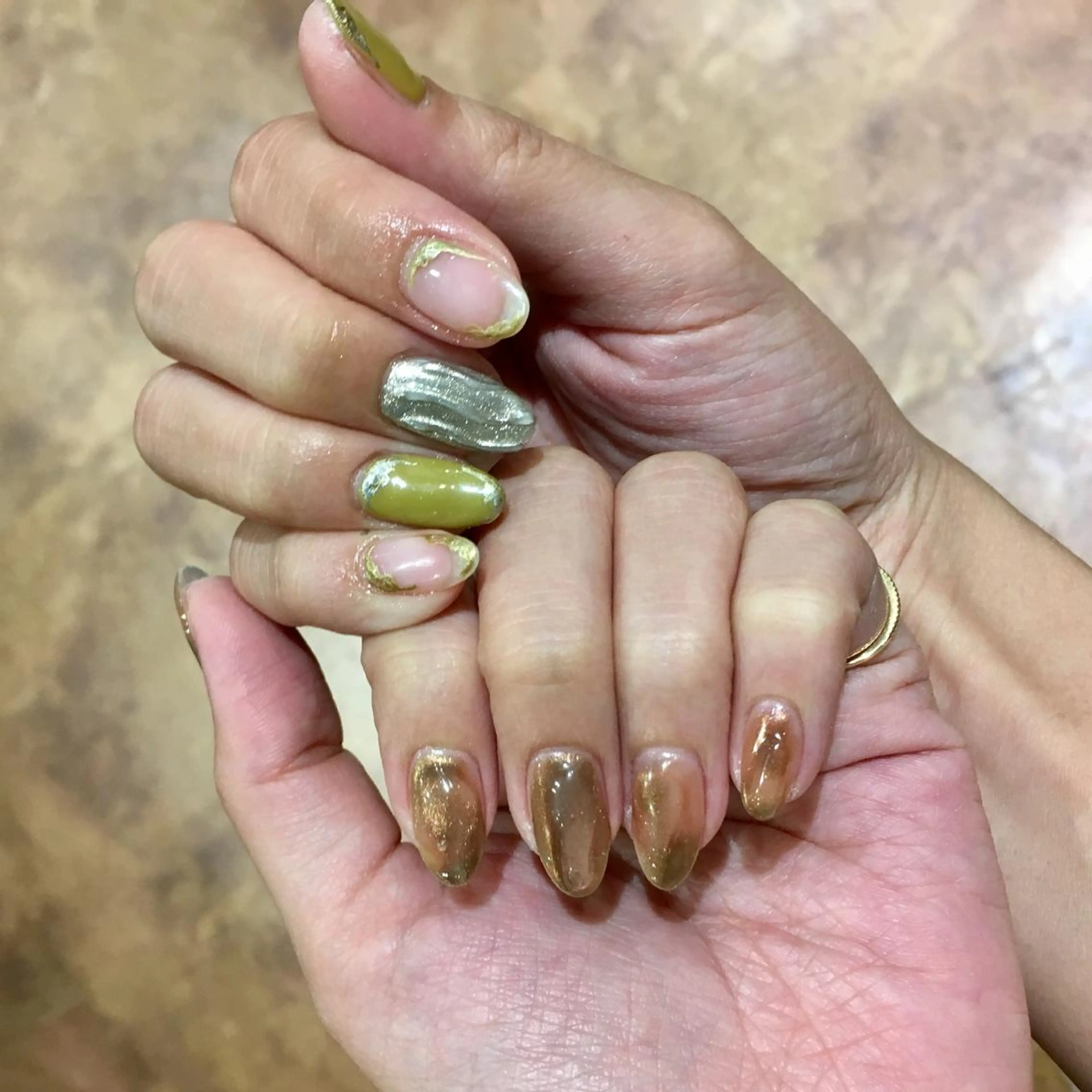 ネイル ブラウン ハンドネイル nable.所属・栗林 実莉のネイルデザイン