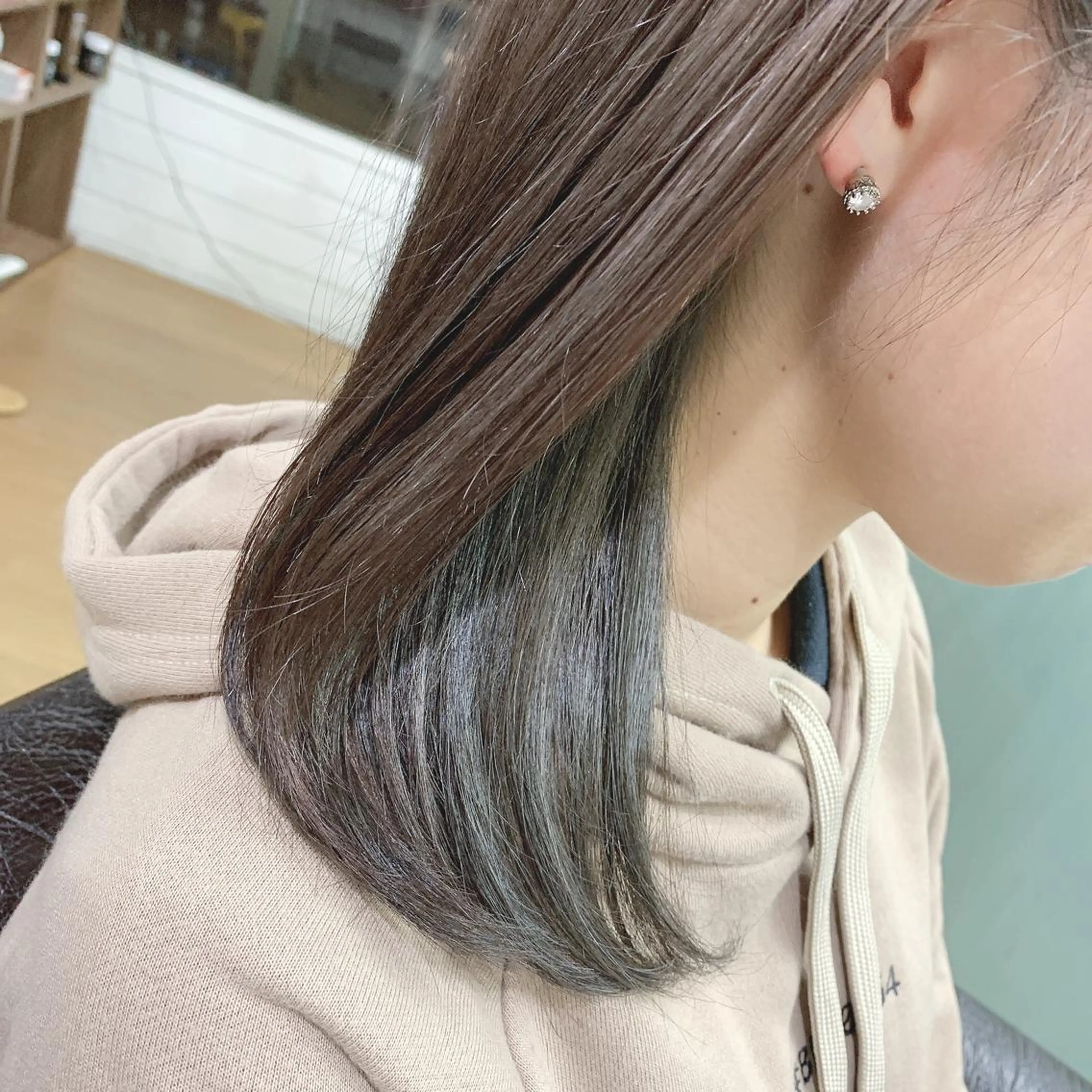 ロング カラー R ri R takagiのヘアスタイル