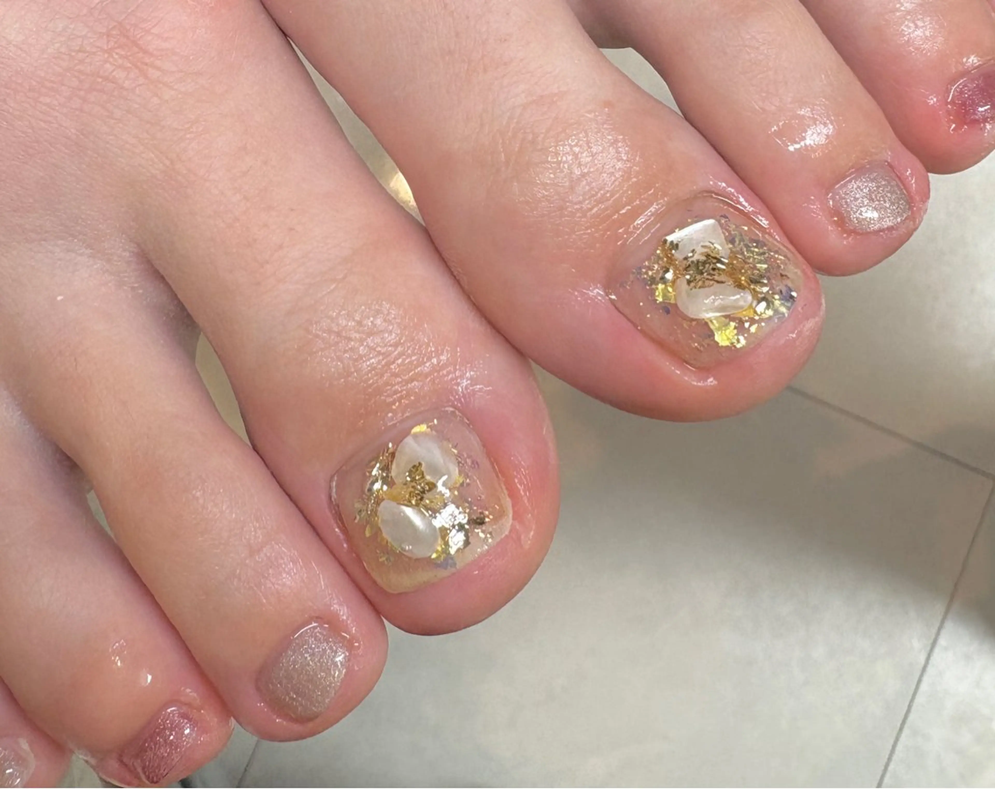 ネイル 長さ出し 持ち込み 春ネイル フットネイル N.style所属・Ｎ. styleのネイルデザイン