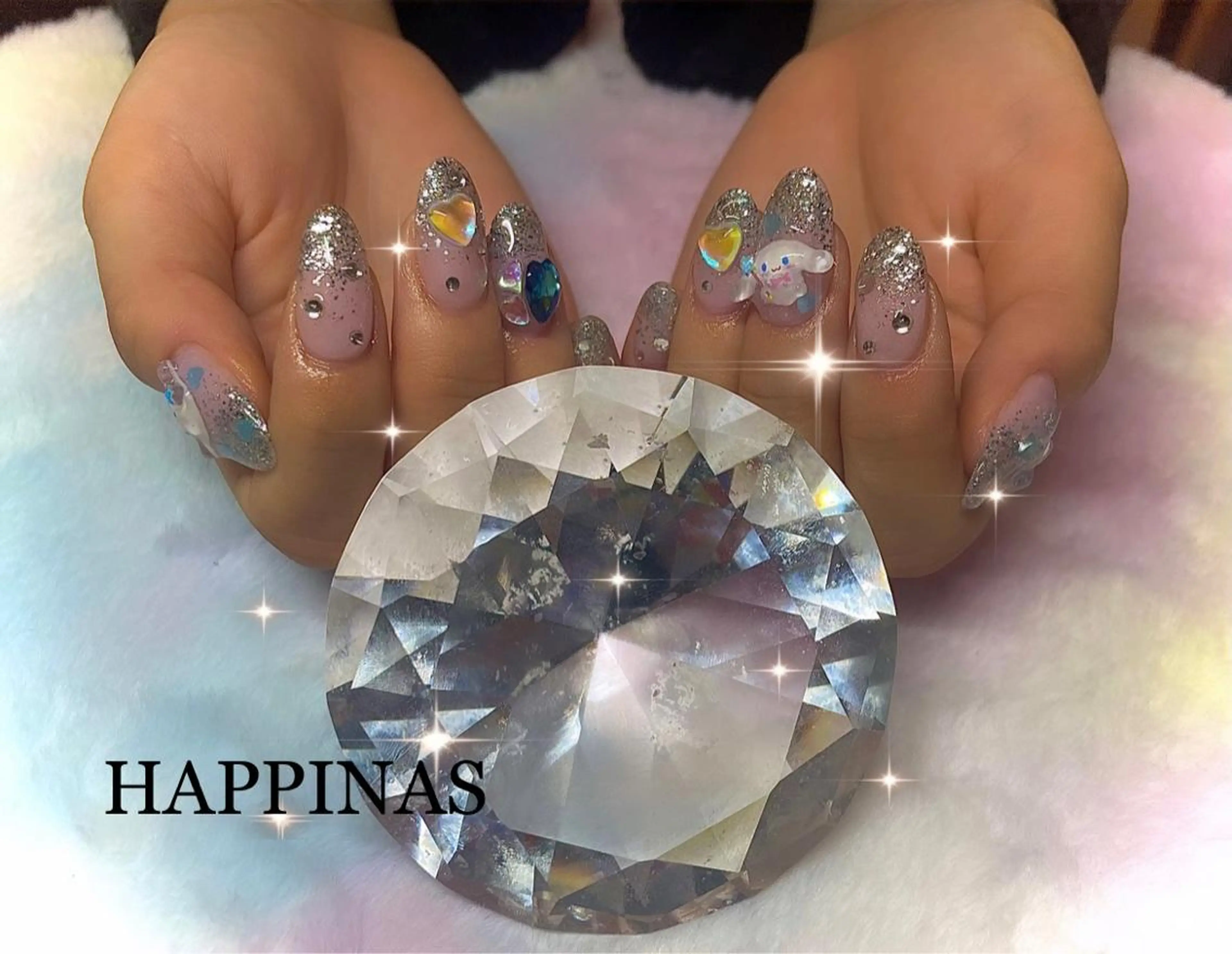 ネイル ジェルネイル グラデーション ハート キラキラネイル ラメ(グリッター) HAPPINAS Jrネイリスト💅のネイルデザイン