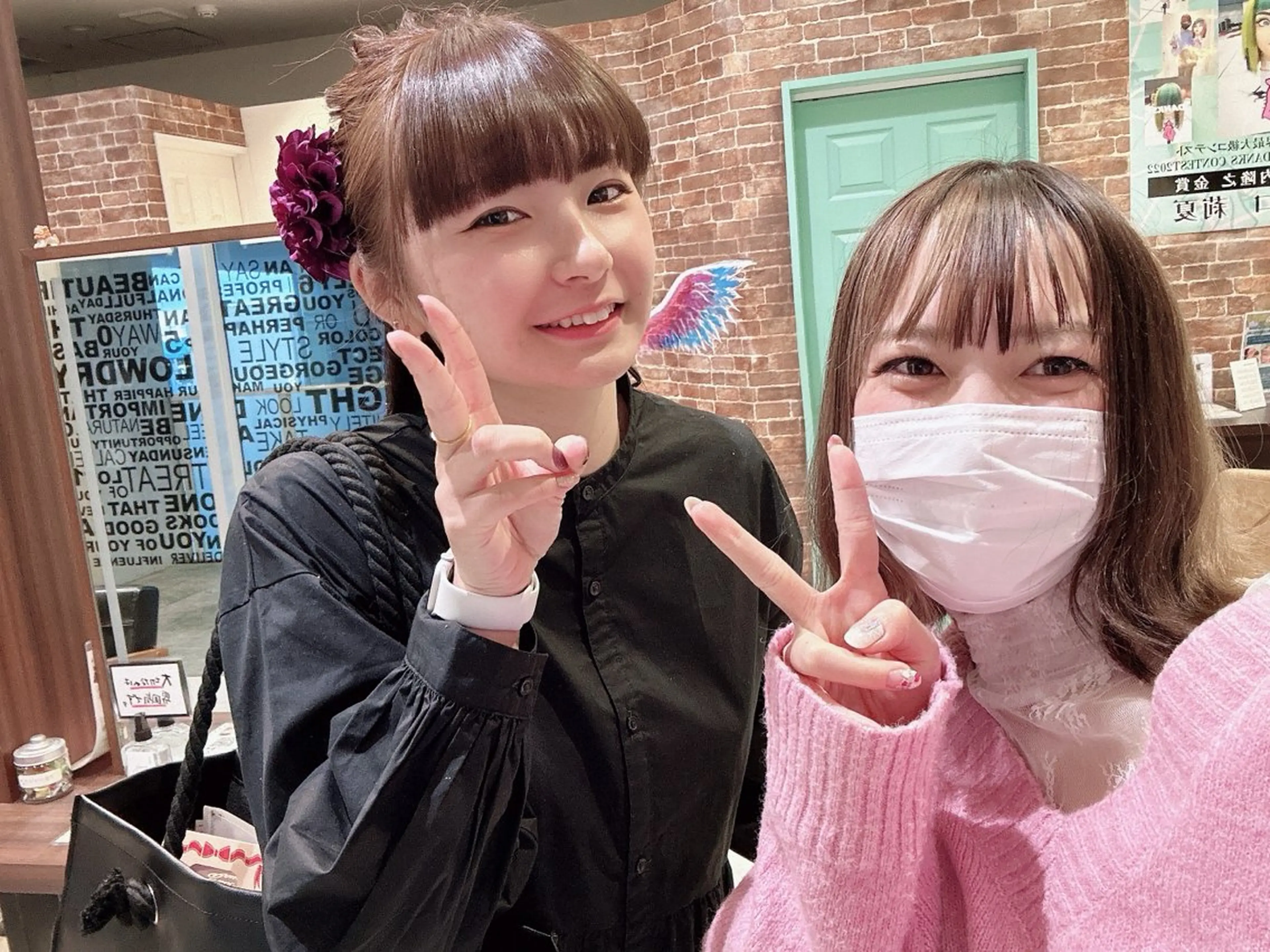 ロング ヘアアレンジ 卒業式のヘアスタイル シールエクステ/ツヤ 髪🩷SATSUKIのヘアスタイル