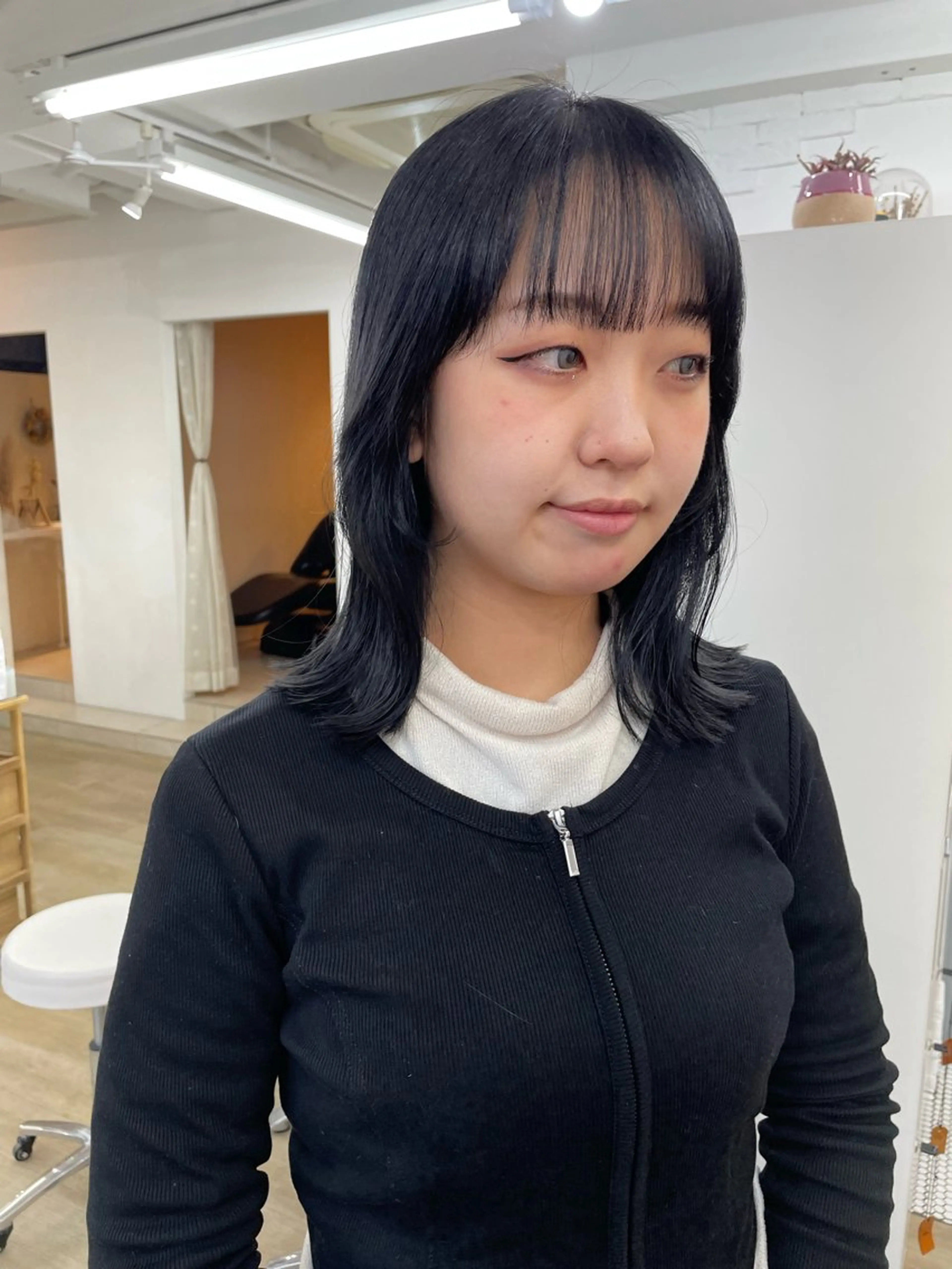 ミディアム くびれヘア カット ヘアカラー トリートメント ✨髪質改善✨原宿 えのもと　はなのヘアスタイル