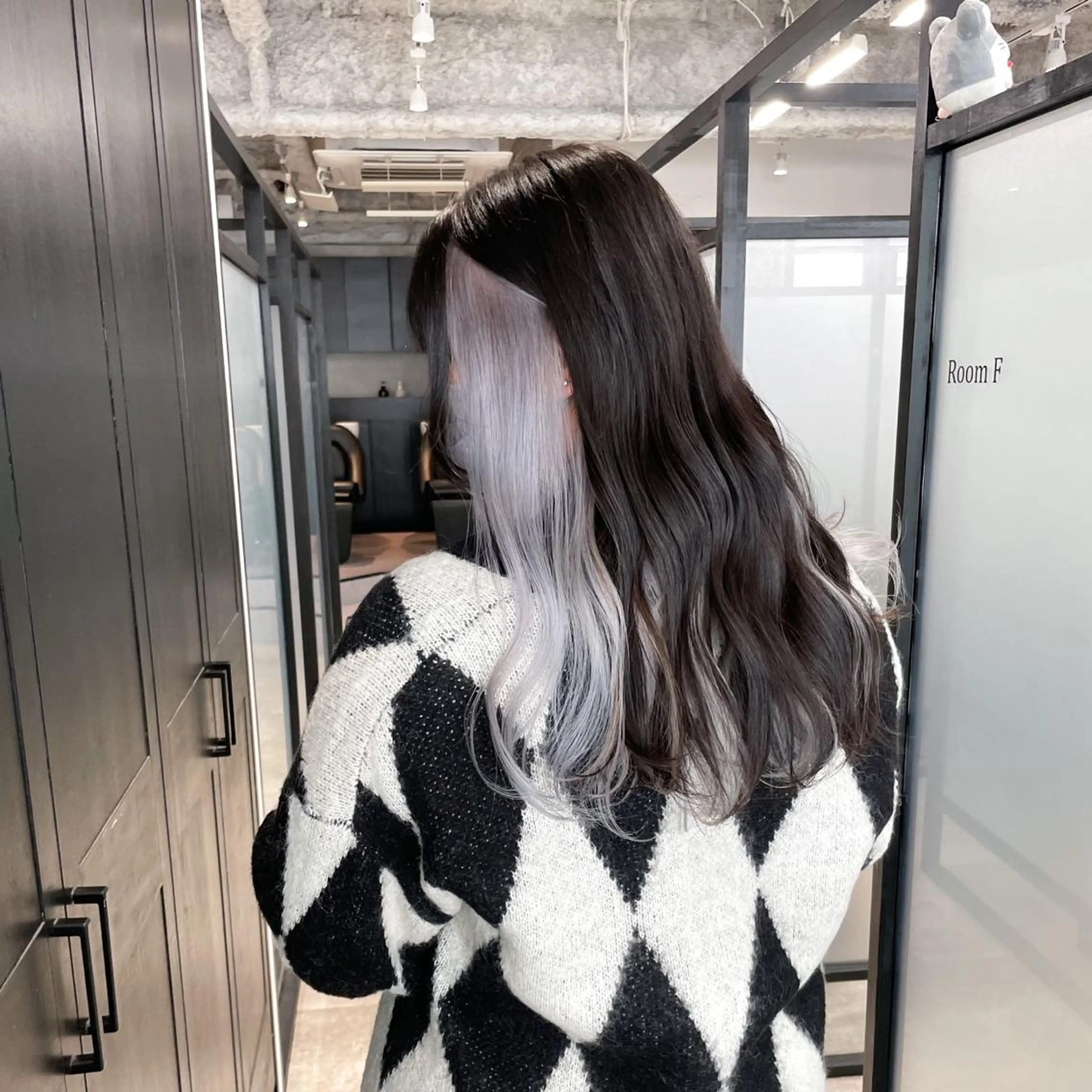 ロング ヘアカラー SALOWIN 梅田所属・山口滉斗/美髪 縮毛矯正/髪質改善のヘアスタイル