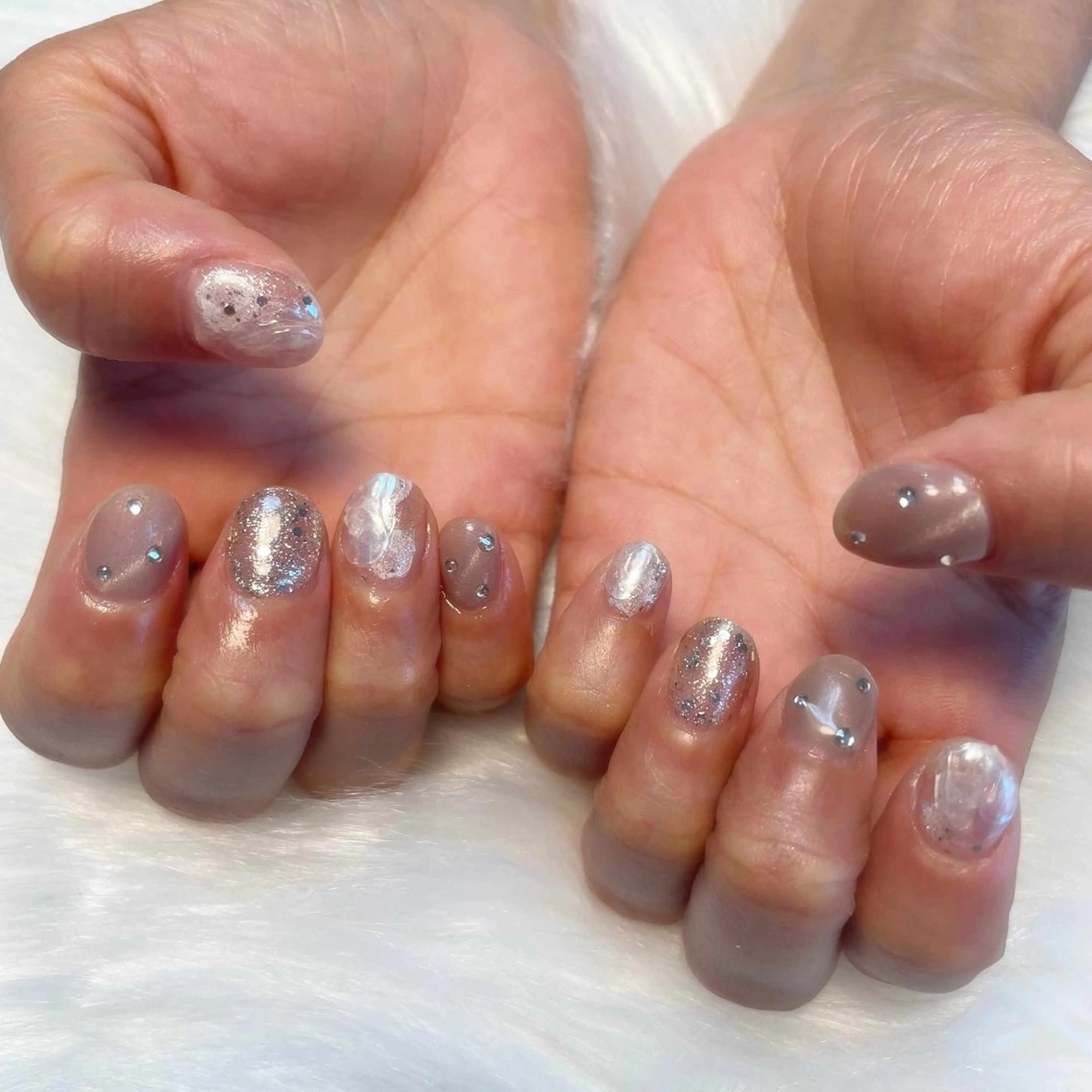 ネイル ハンドネイル ゴテゴテ💙ワンホン リオナのネイルデザイン