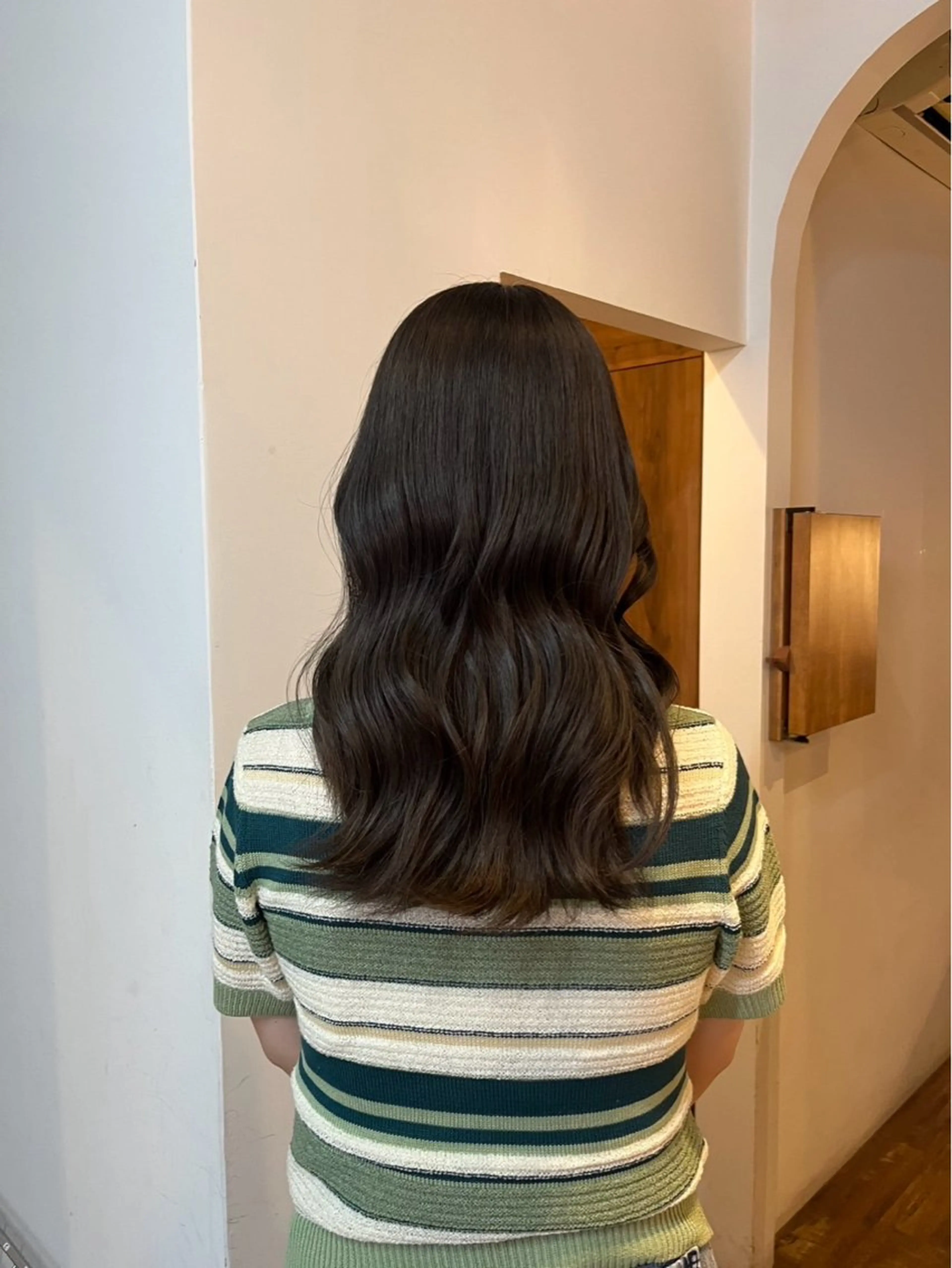 カラー ブリーチ 透明感カラー グレージュ ラベンダーカラー ラベンダーグレージュ ヘアカラー tamami🎀｜ ブリーチ/髪質改善のヘアスタイル