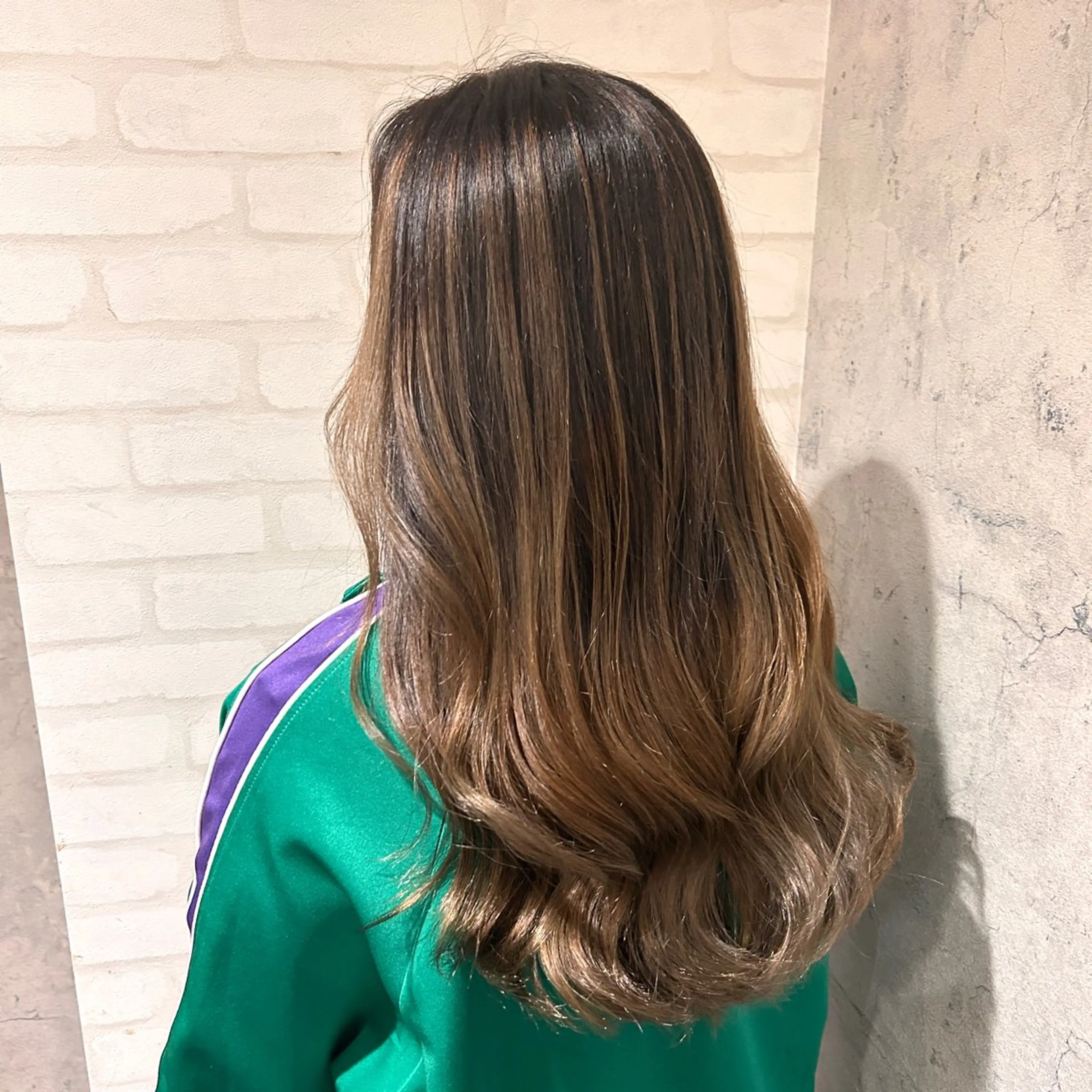 ロング カラー ハイトーン🇰🇷 19歳美容師アリルのヘアスタイル