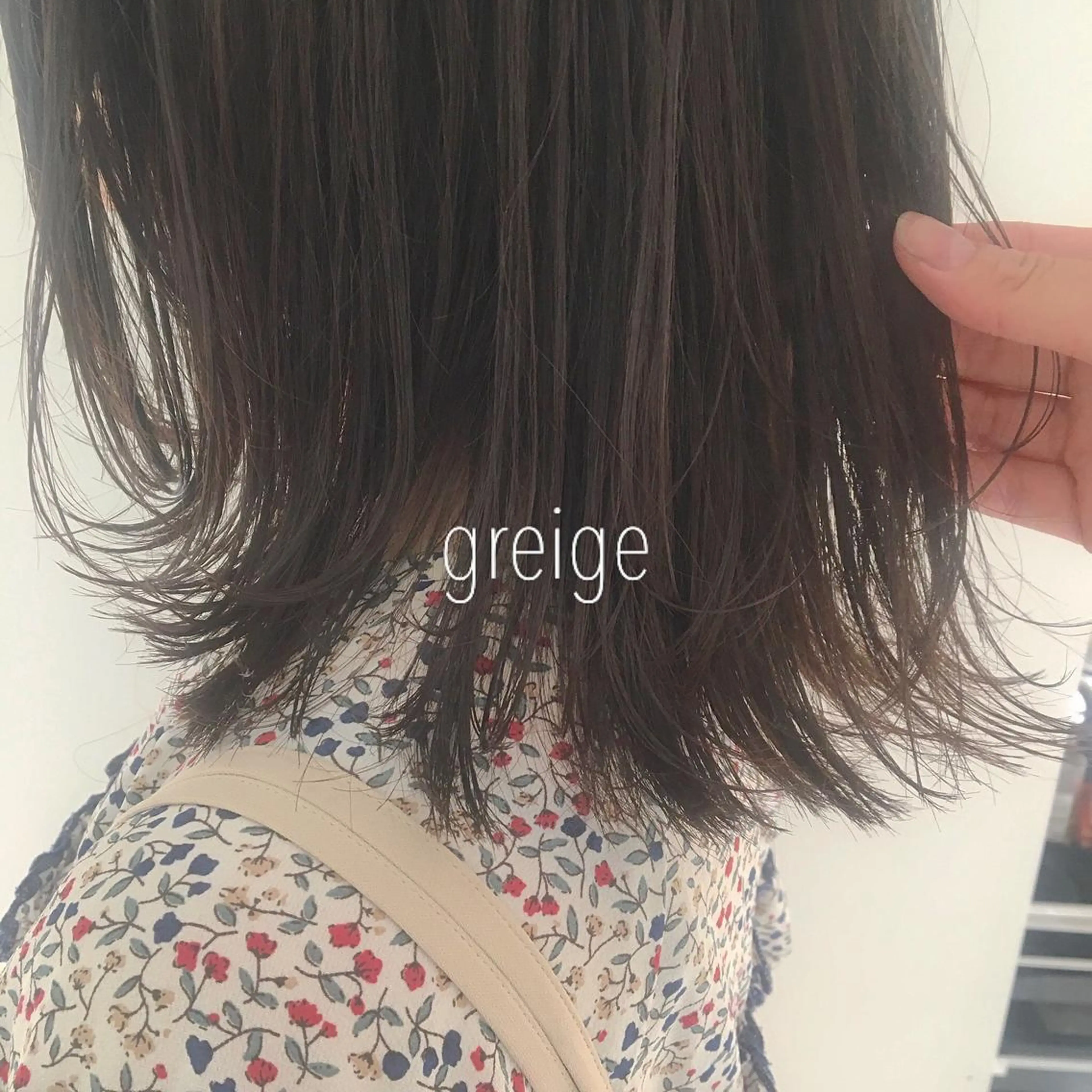 ミディアム カラー グレージュ レイヤーカット emme MIHO♡のヘアスタイル