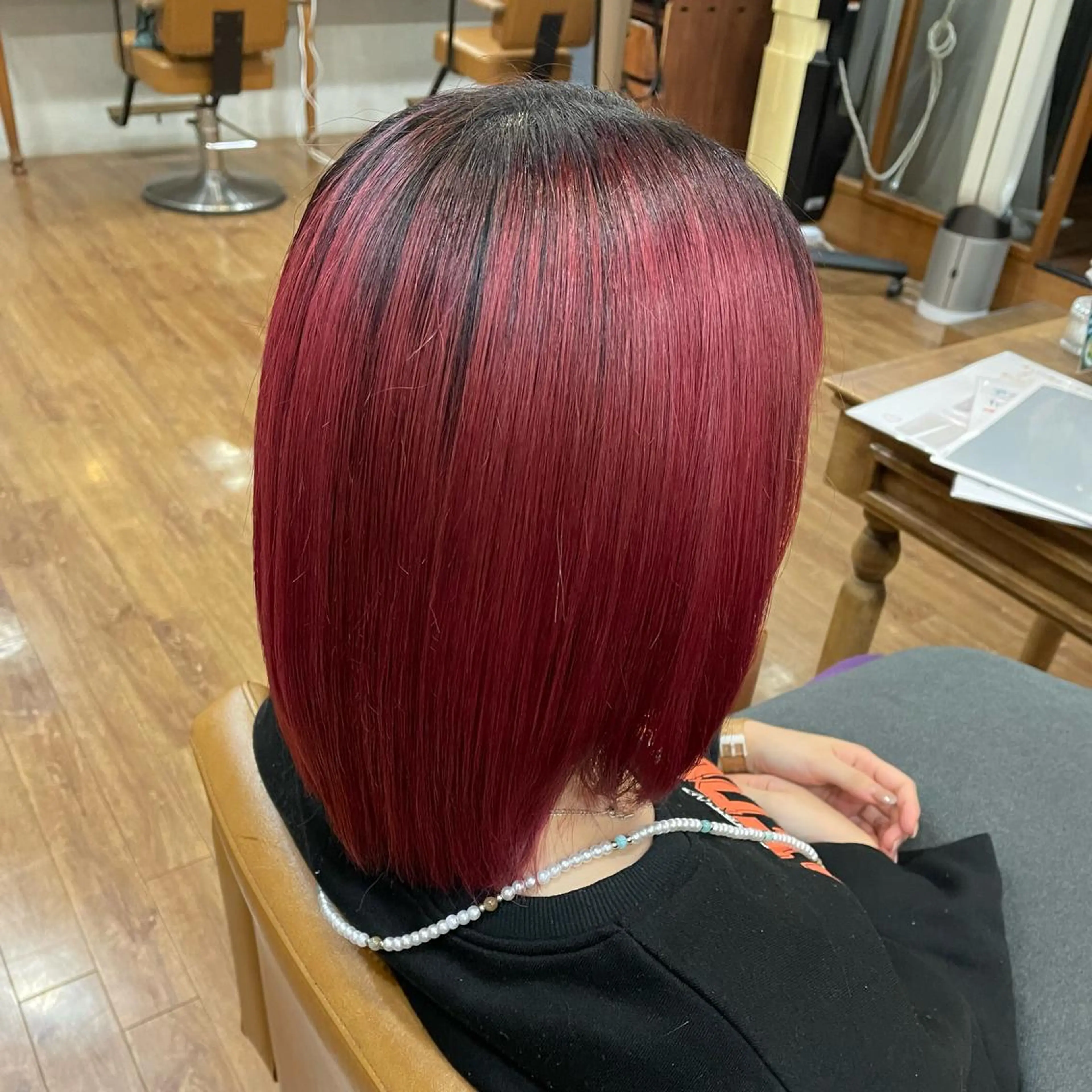 ミディアム スパニスト おおつかちなつのヘアスタイル