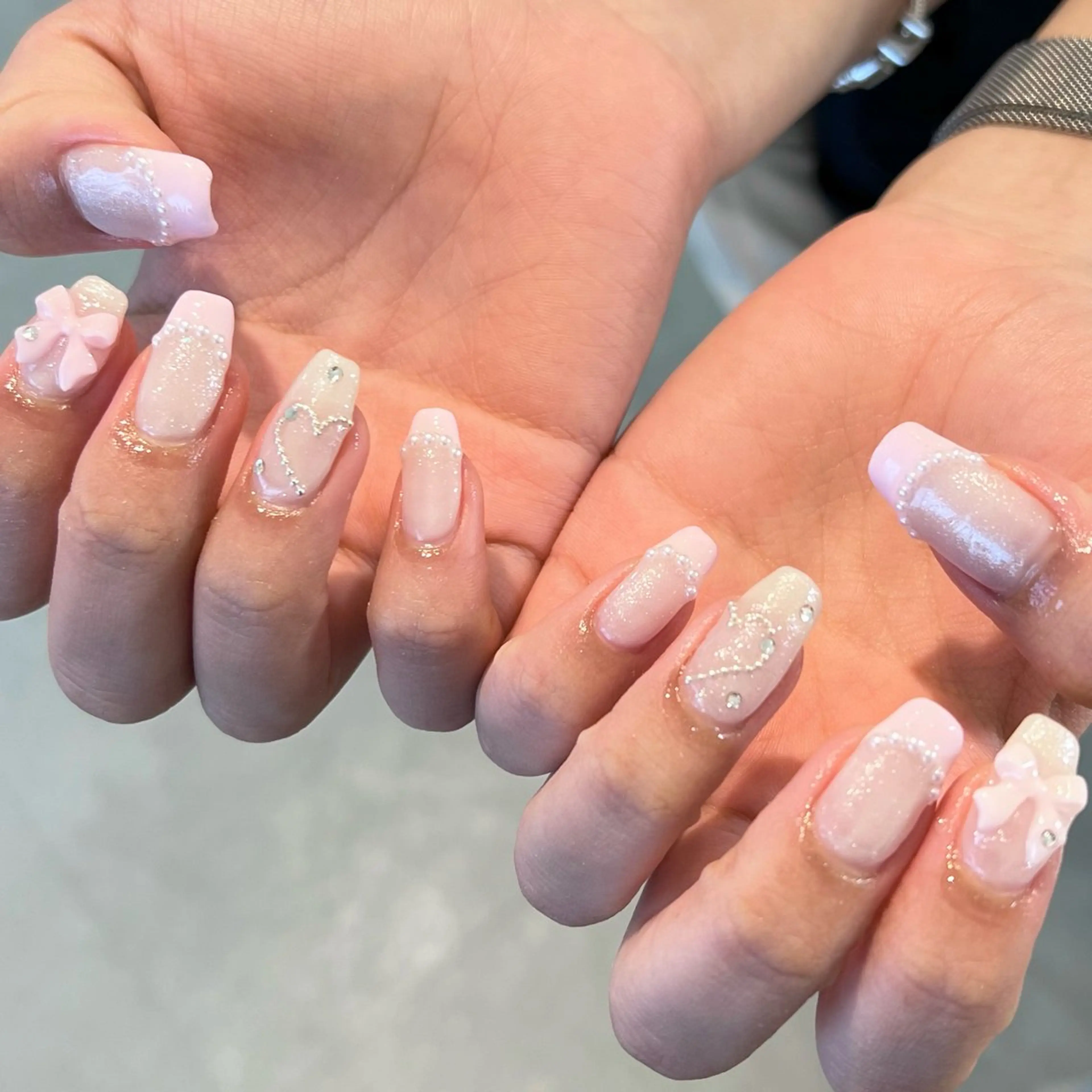ネイル アートネイル ハンドネイル sio.nail&eyebrow salon shimokitazawa2号店所属・nailist mana𖤐´-のネイルデザイン