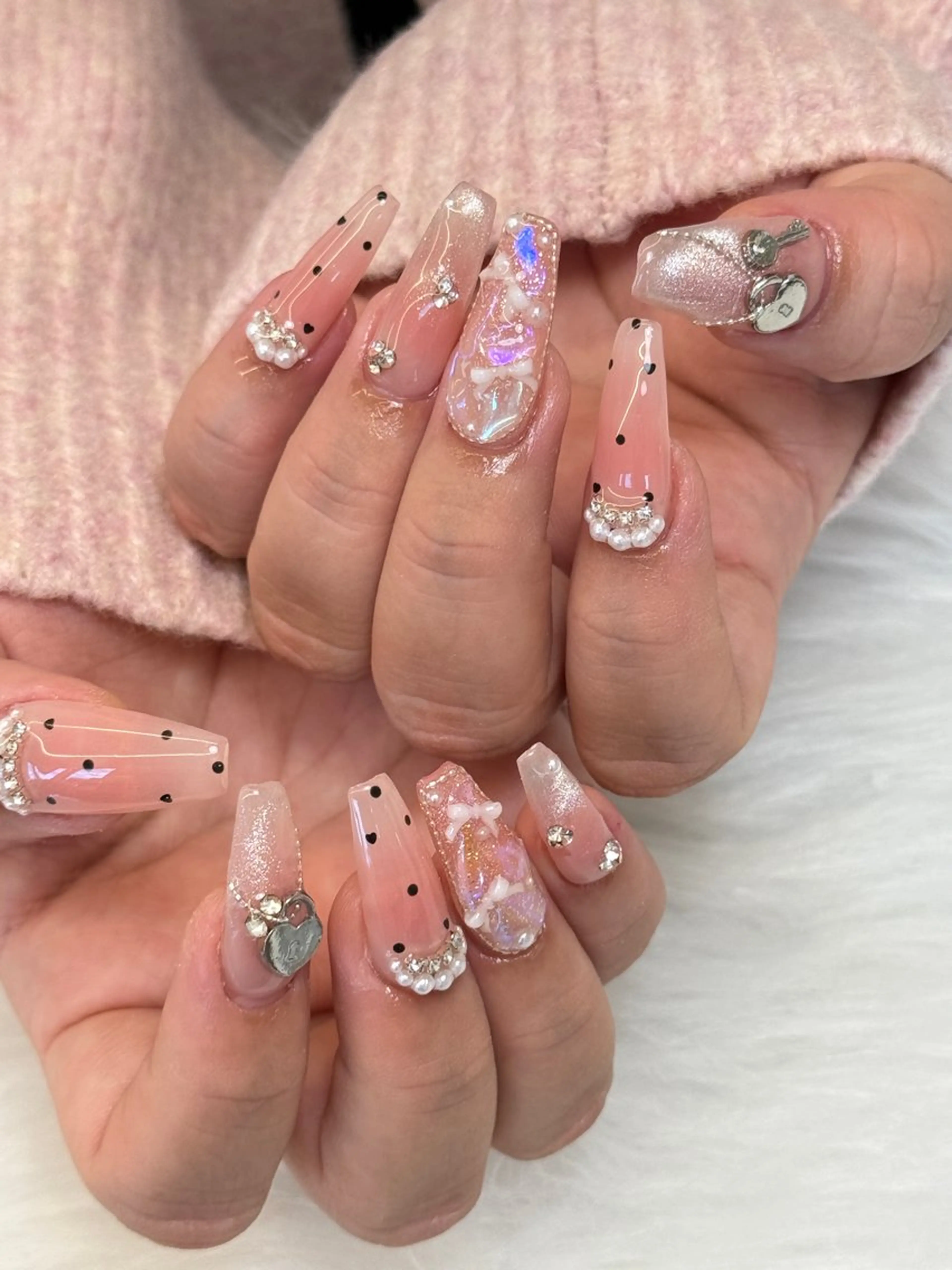 ネイル Luxe Nailのネイルデザイン