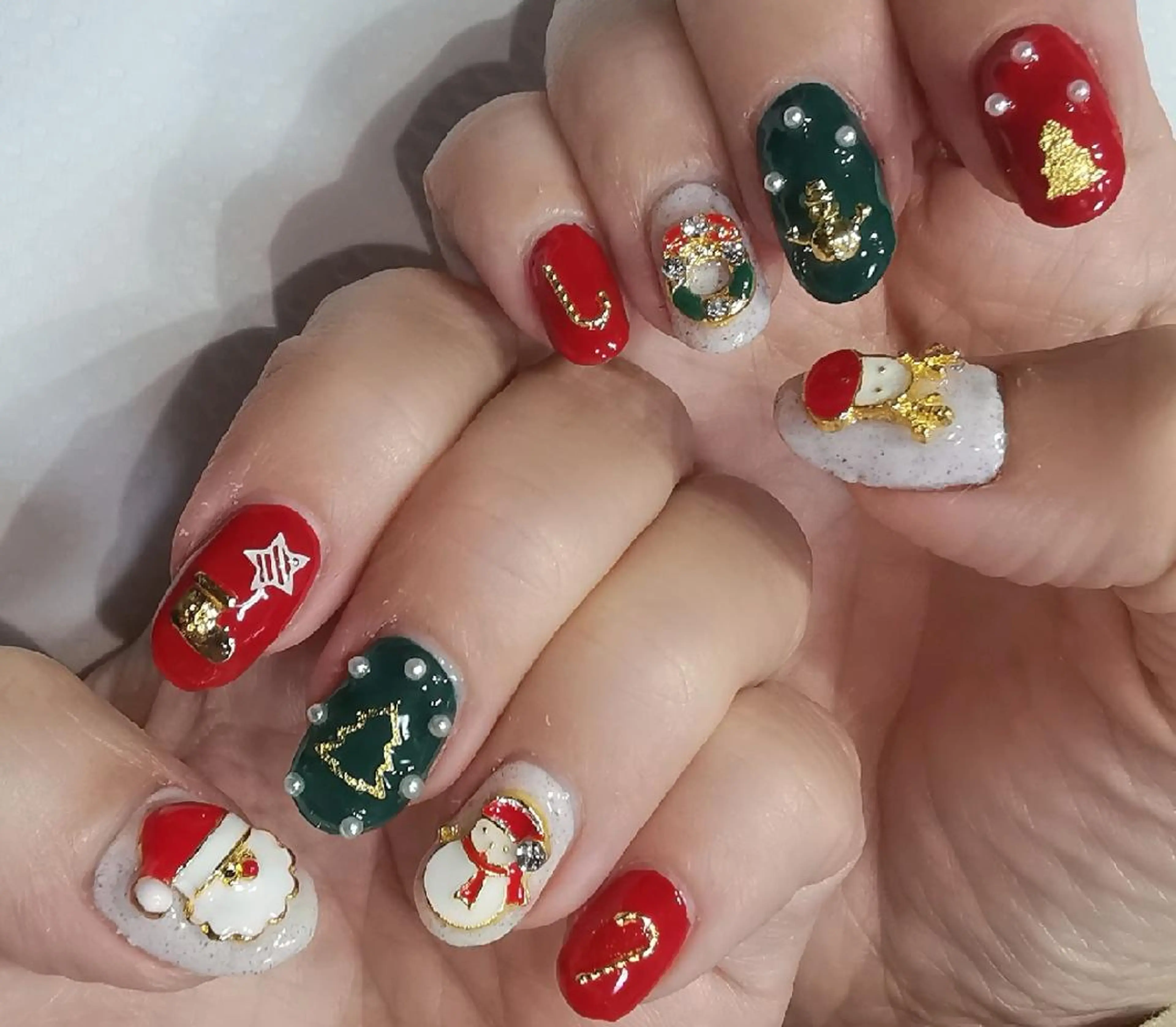 ネイル 冬ネイル クリスマス ハンドネイル reve あやののネイルデザイン