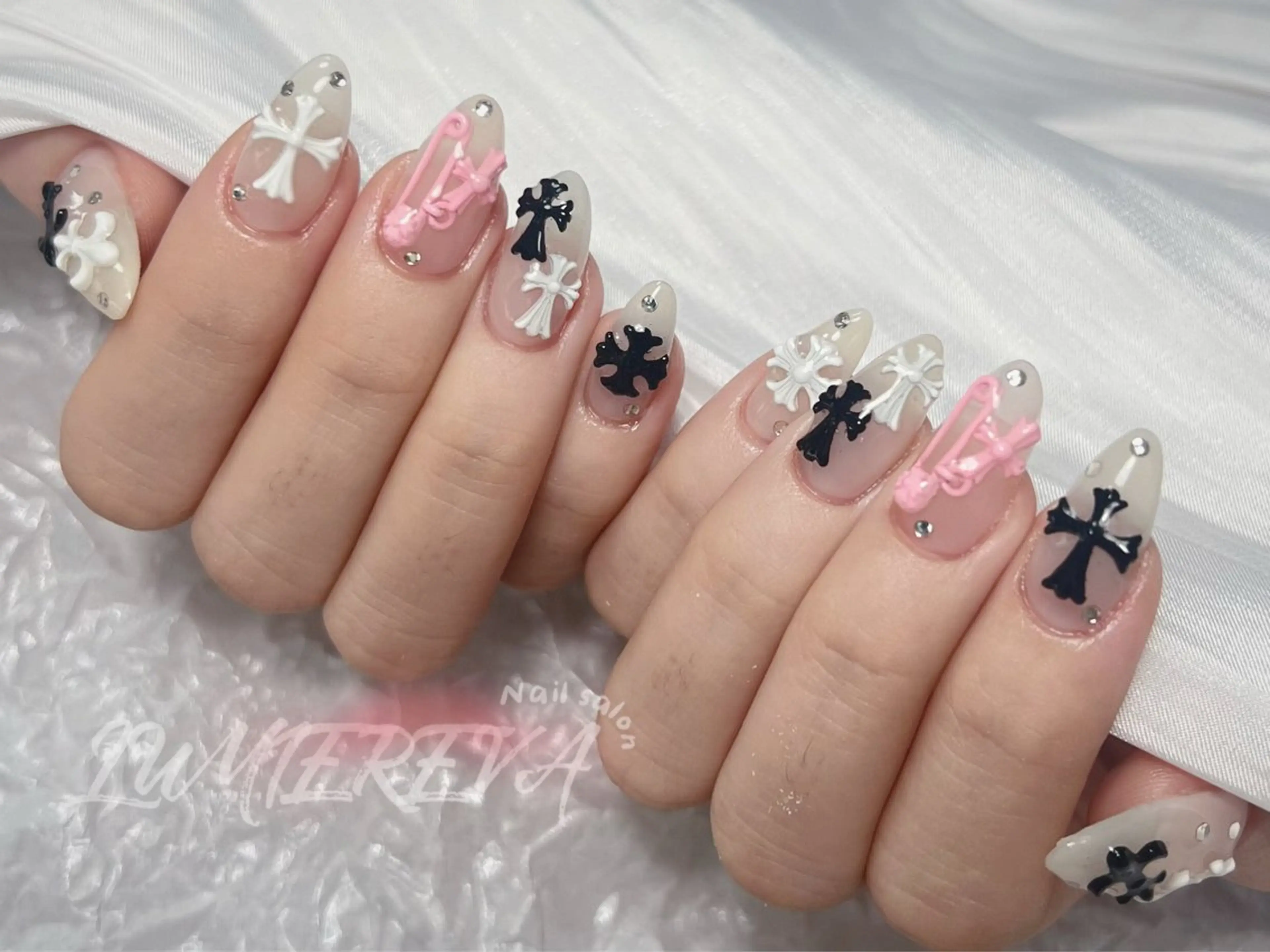 ネイル ハンドネイル lumiereva nail salon所属・Lumiereva nail salonのネイルデザイン