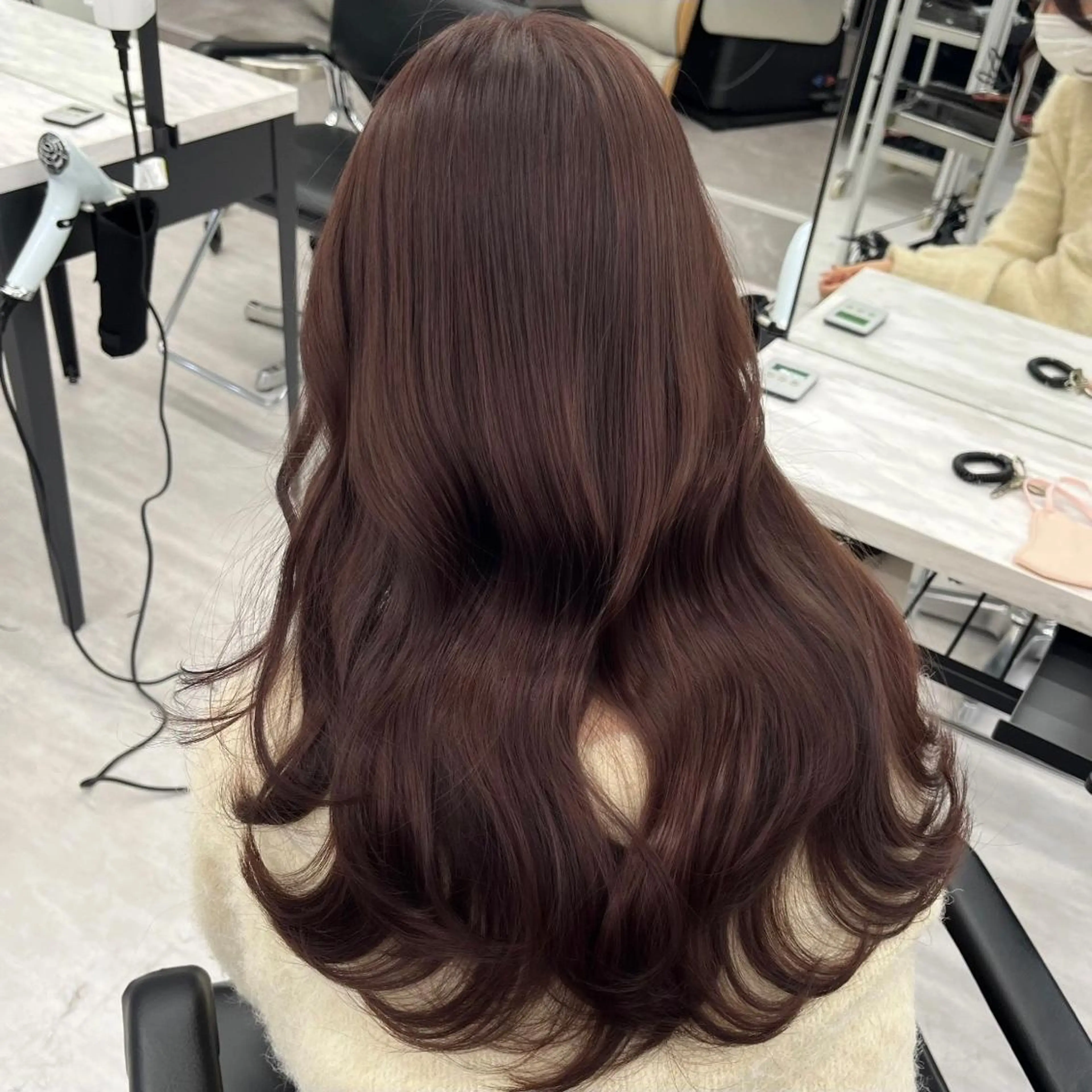セミロング カラー パーマ ヘアアレンジ 結婚式・ブライダル アッシュ ベージュカラー 黒髪 ブリーチ 韓国ヘア×2way 🇰🇷和知拓郎のヘアスタイル