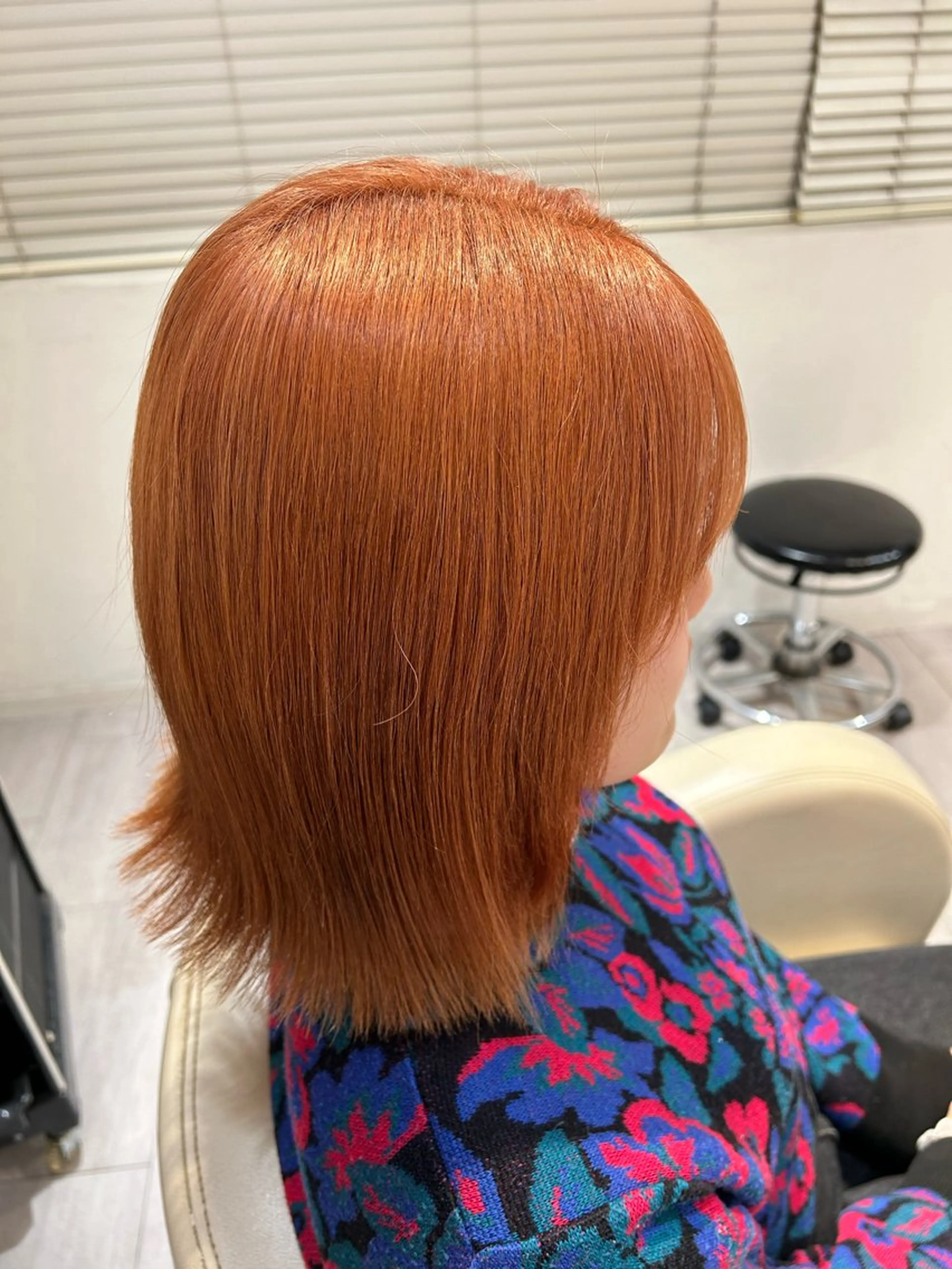 カラー ベージュカラー ブリーチ オレンジ オレンジベージュ attrait辻堂所属・むらかみ わかなのヘアスタイル