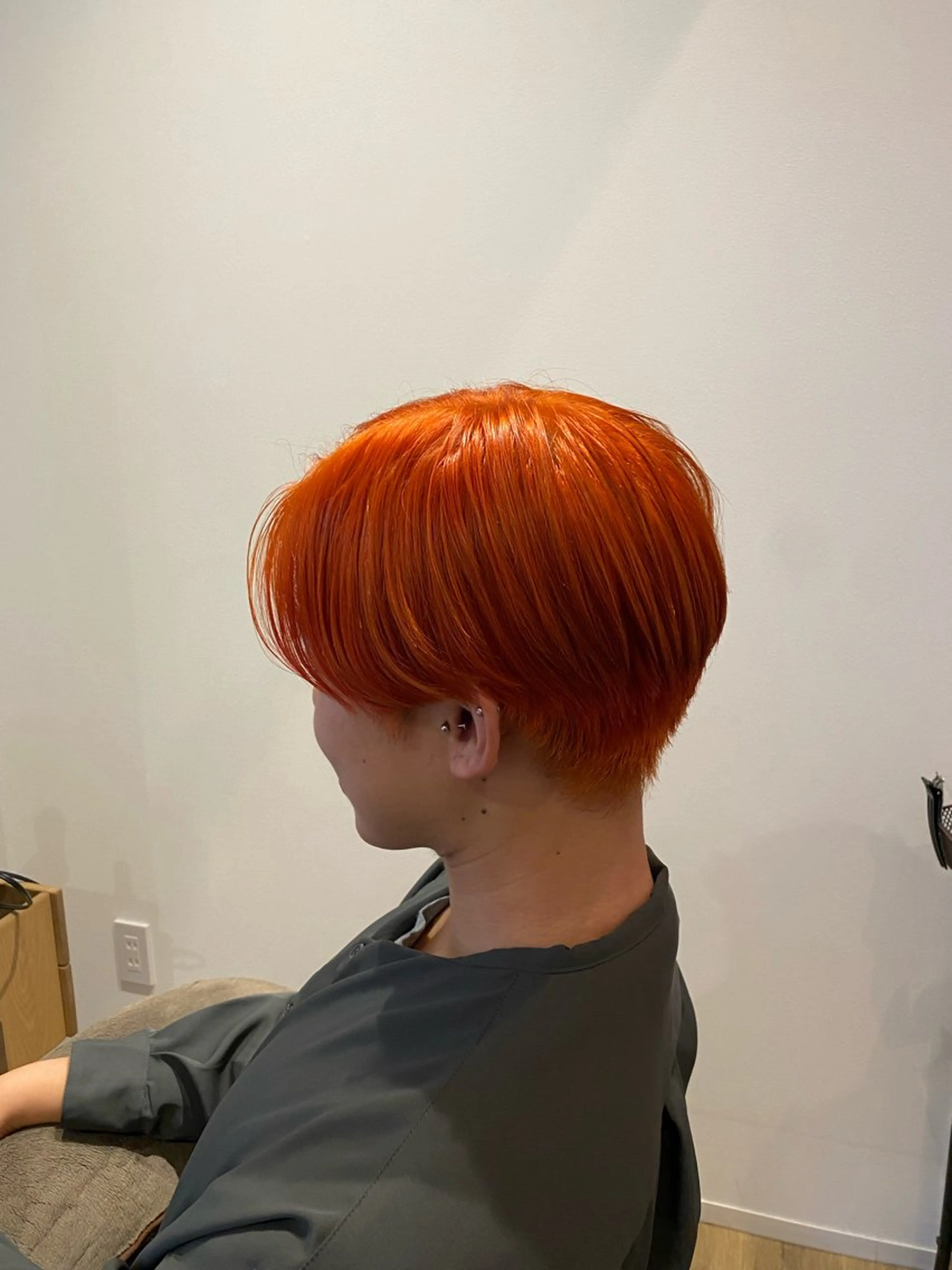 カラー ブリーチ オレンジ unjour terrace所属・加藤 希実のヘアスタイル