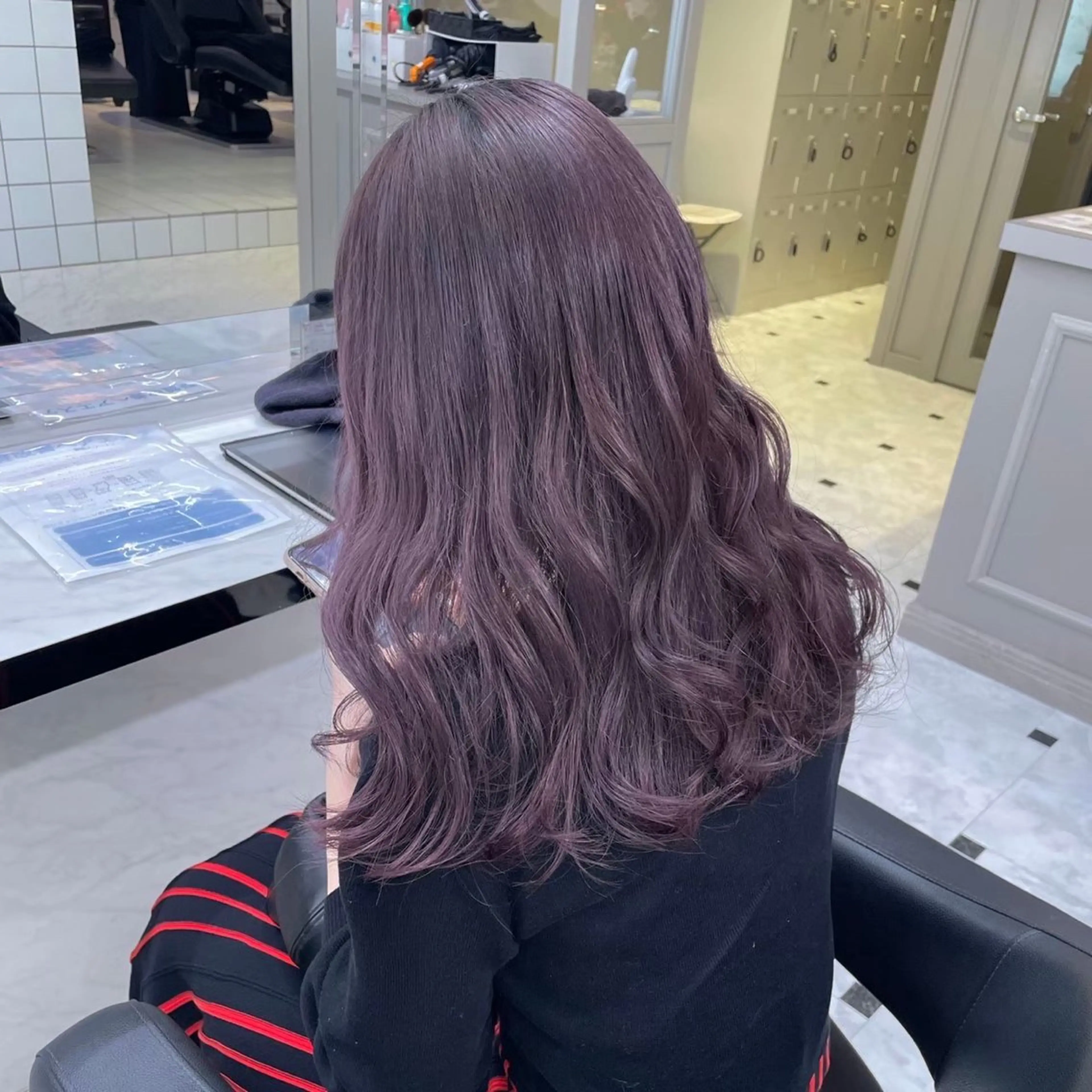 ロング ヘアカラー 大人上品🤍明るめ ベージュ🤍REOのヘアスタイル