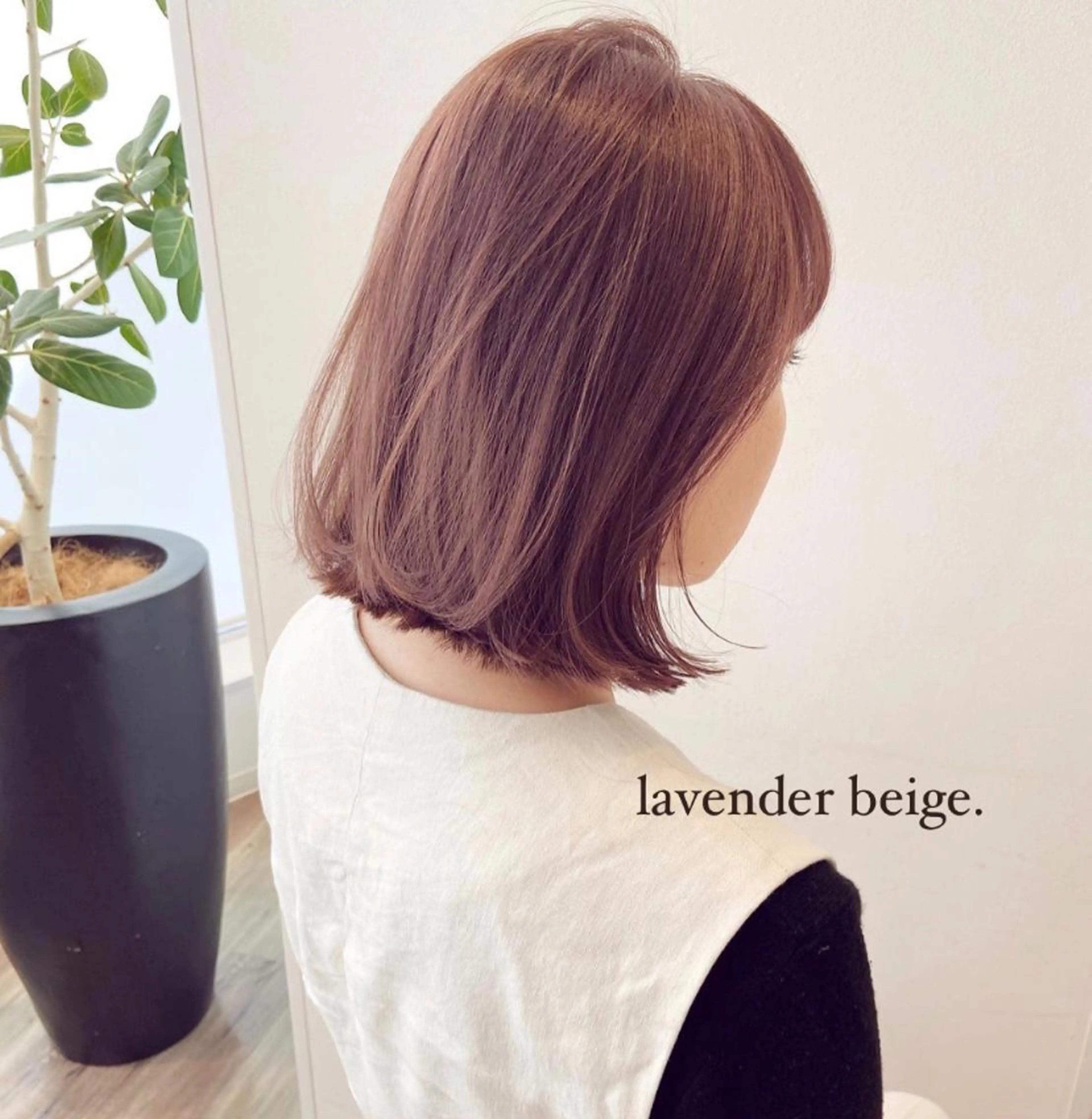 ミディアム カラー ベージュカラー ラベンダーカラー ラベンダーベージュ ボブ カット ヘアカラー I know所属・木下 奈々のヘアスタイル