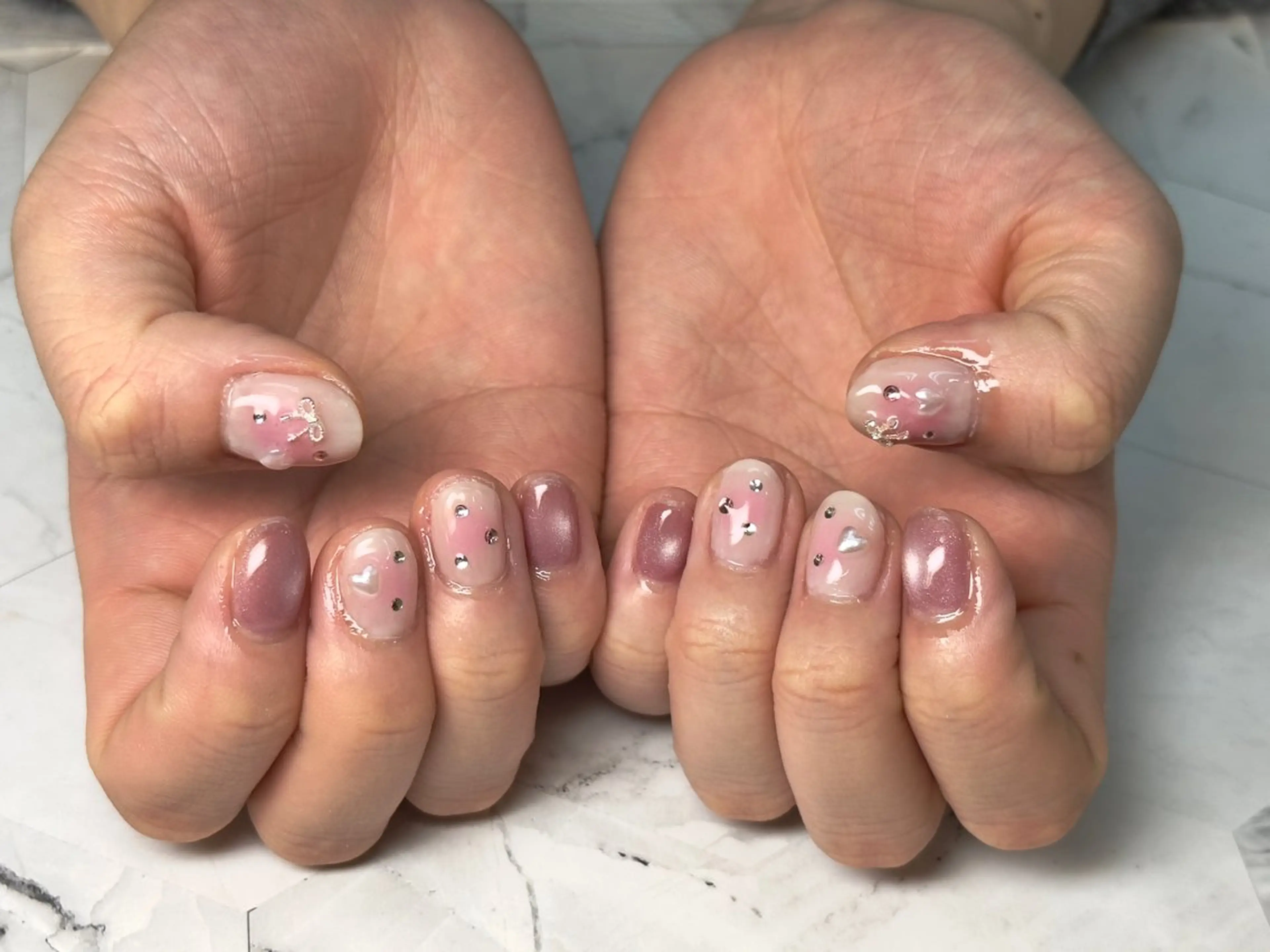 ネイル ハンドネイル Queennail 北堀江AYAのネイルデザイン