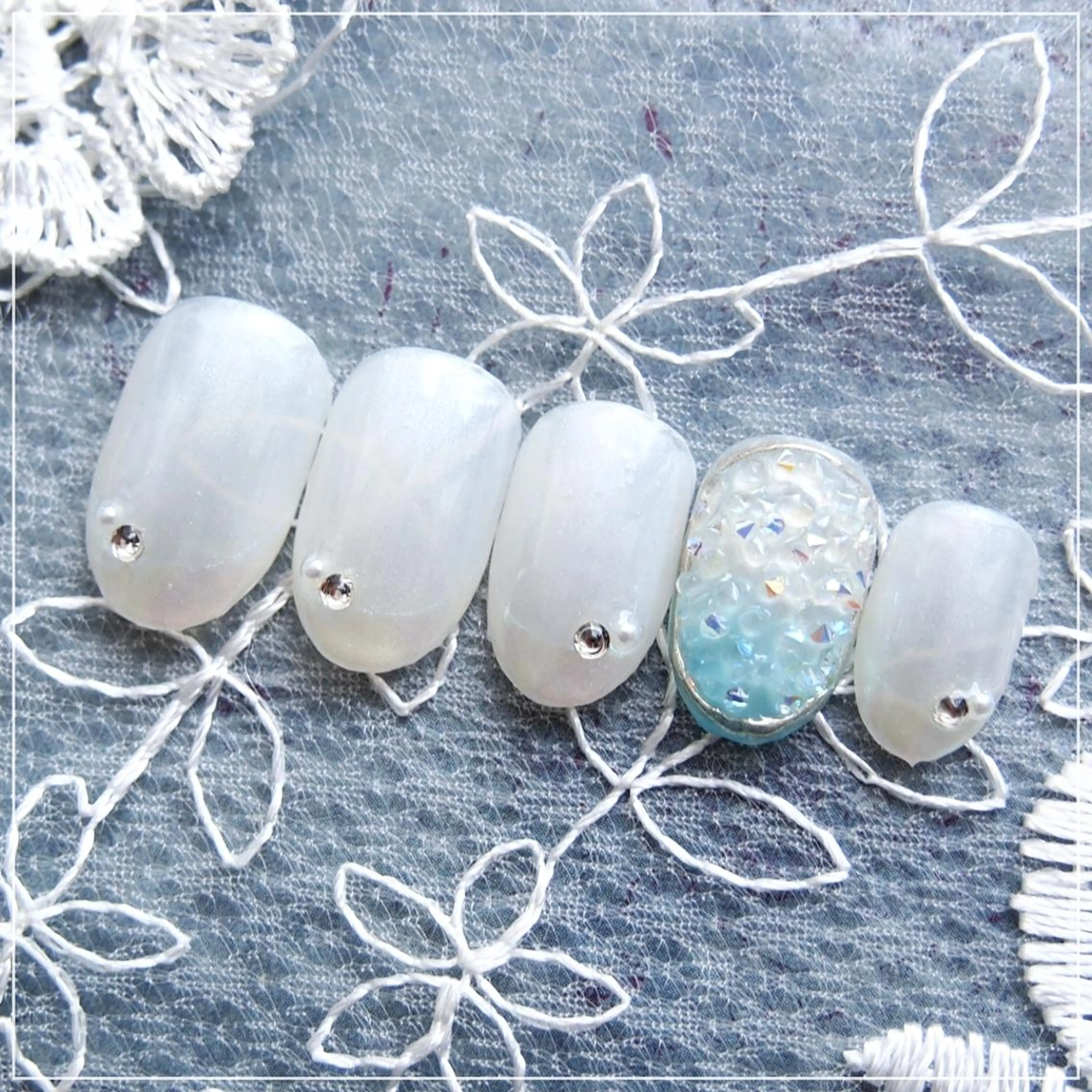 ネイル 山田 麻衣のネイルデザイン