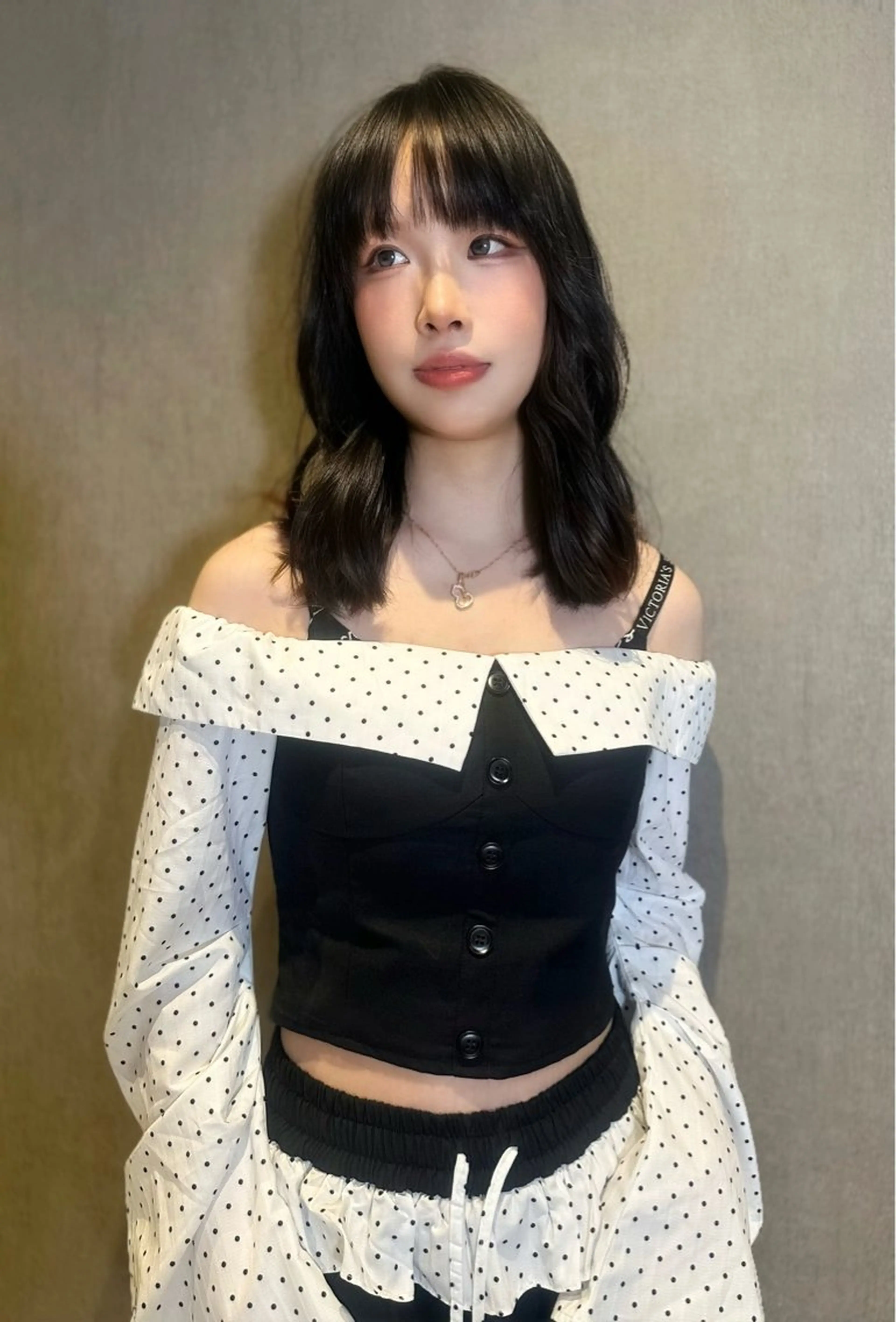 ミディアム カット ヘアカラー 村井 隆仁のヘアスタイル