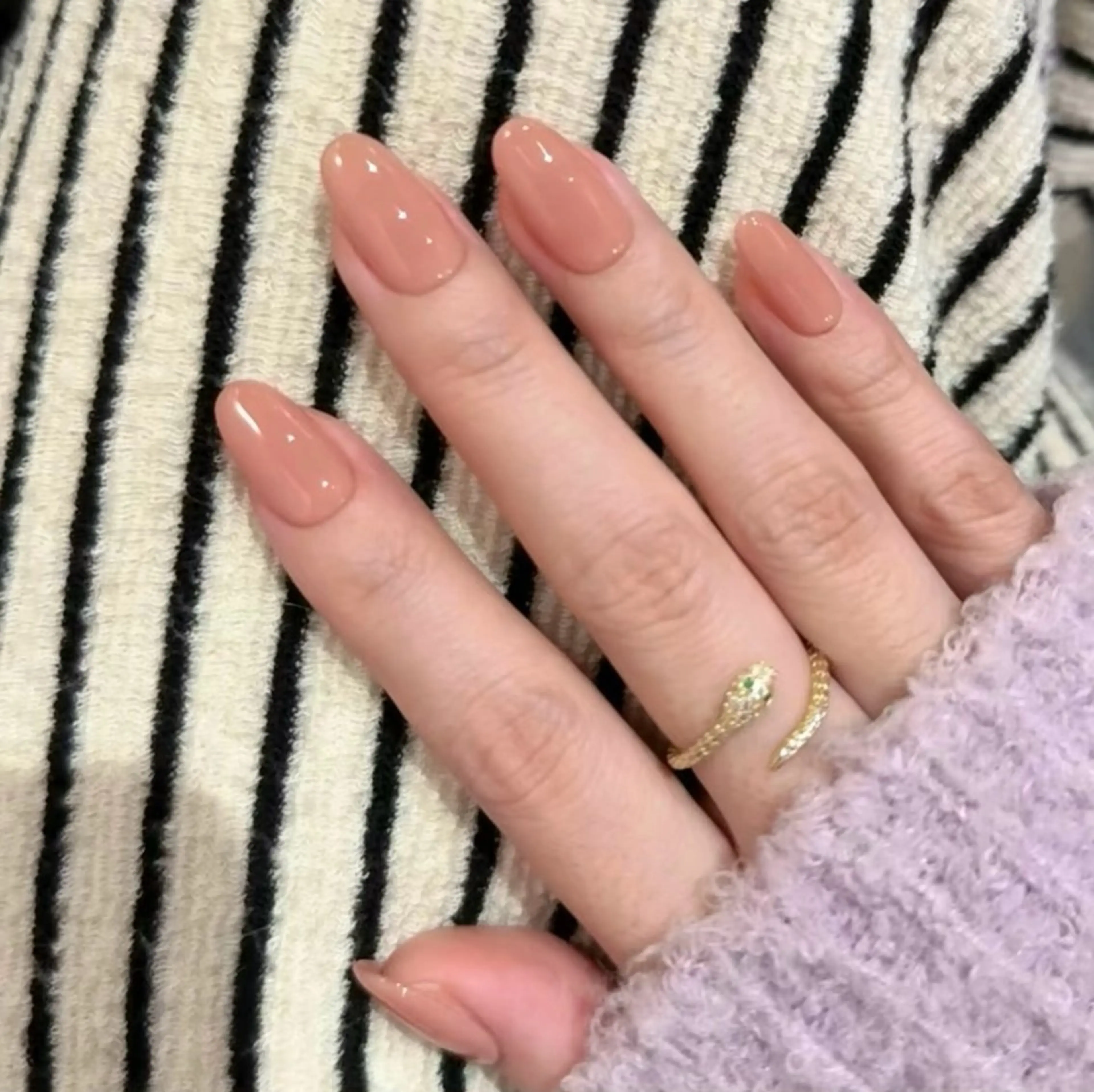 ネイル チークネイル 長さ出し フレンチネイル ガーリー 韓国ネイル sun nail池袋 モデル募集のネイルデザイン