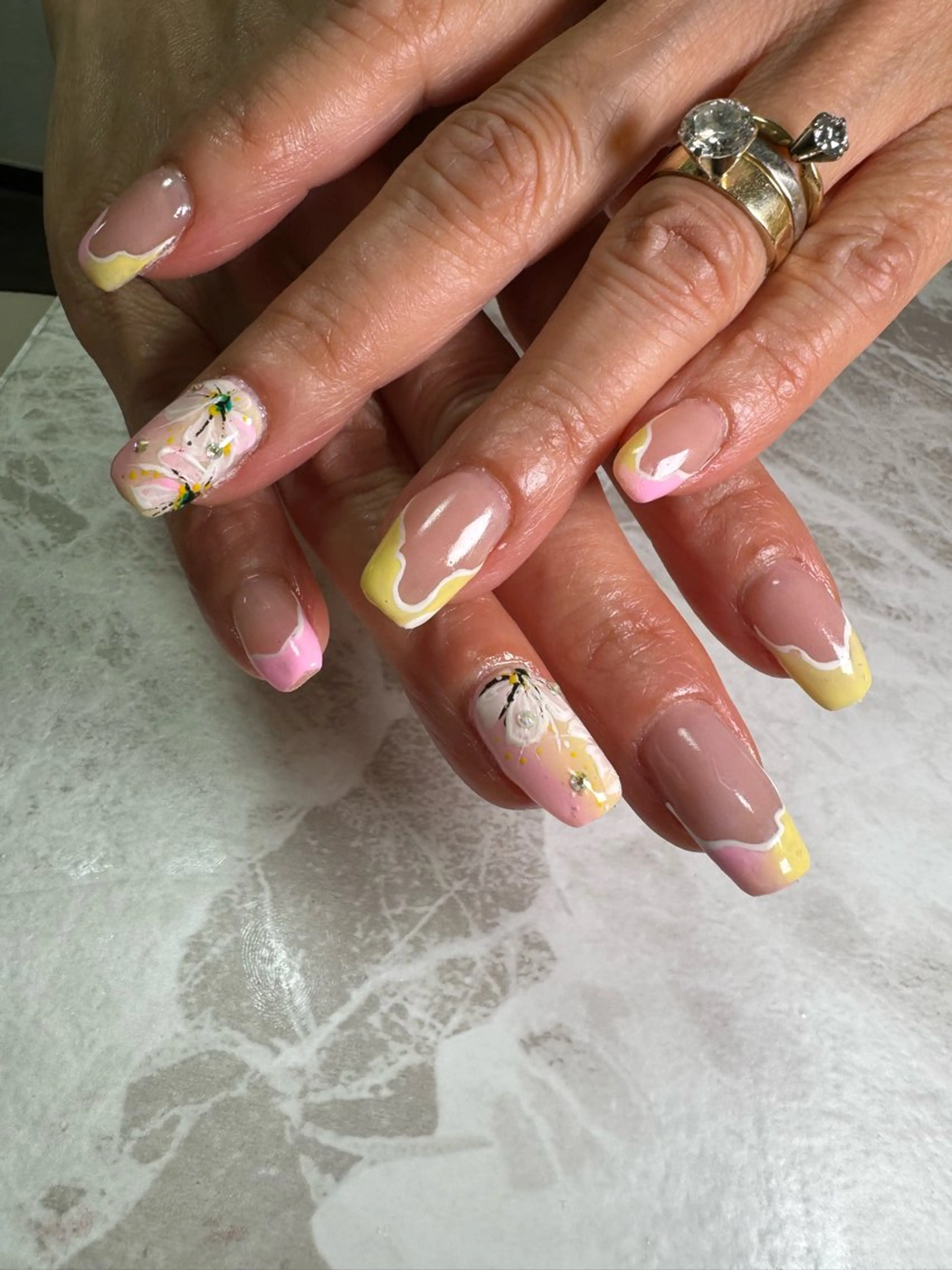 ネイル ハンドネイル YOUTH nails waxing所属・YOUTH natsumiのネイルデザイン