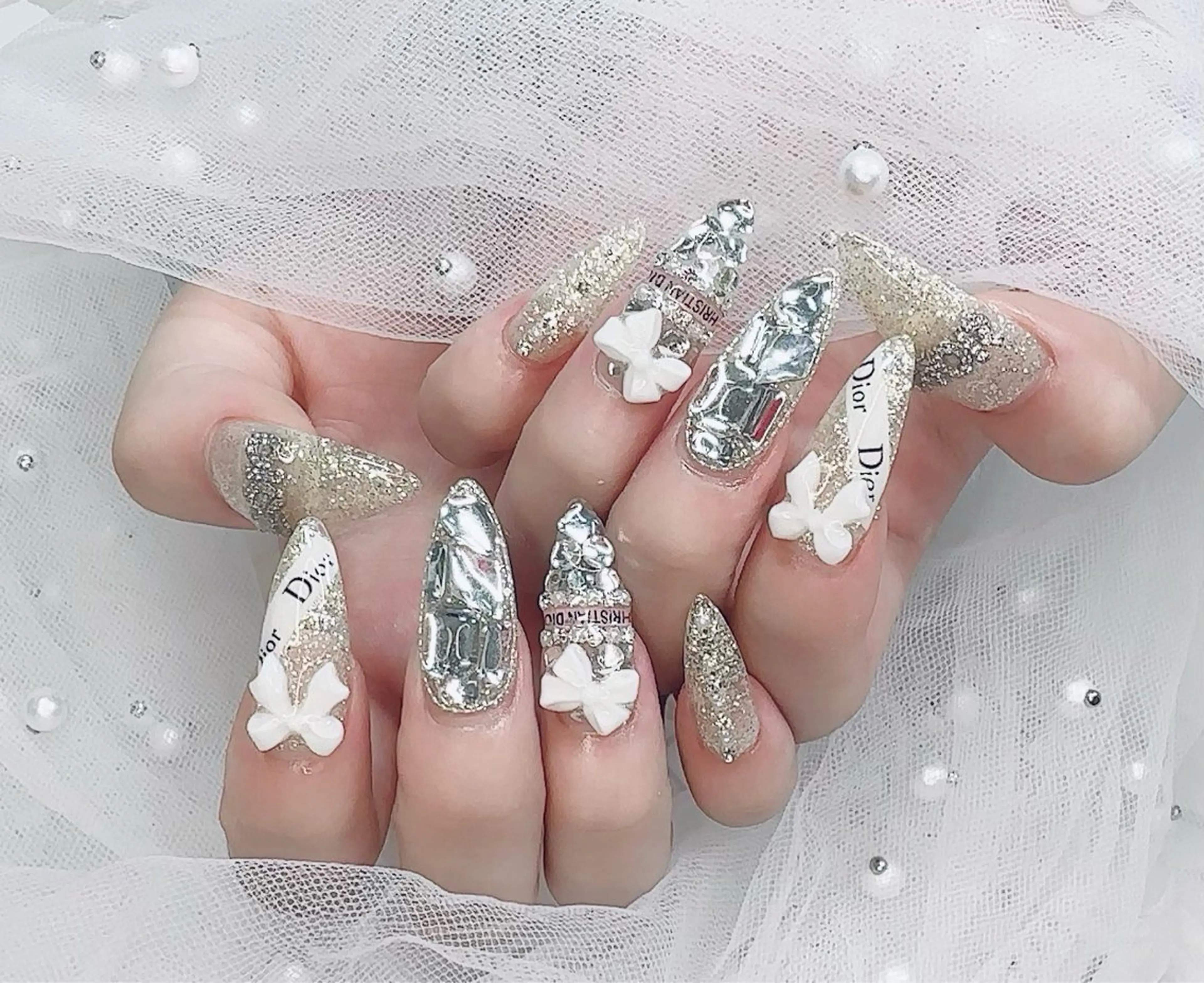 ネイル R nailsalon所属・R salonのネイルデザイン