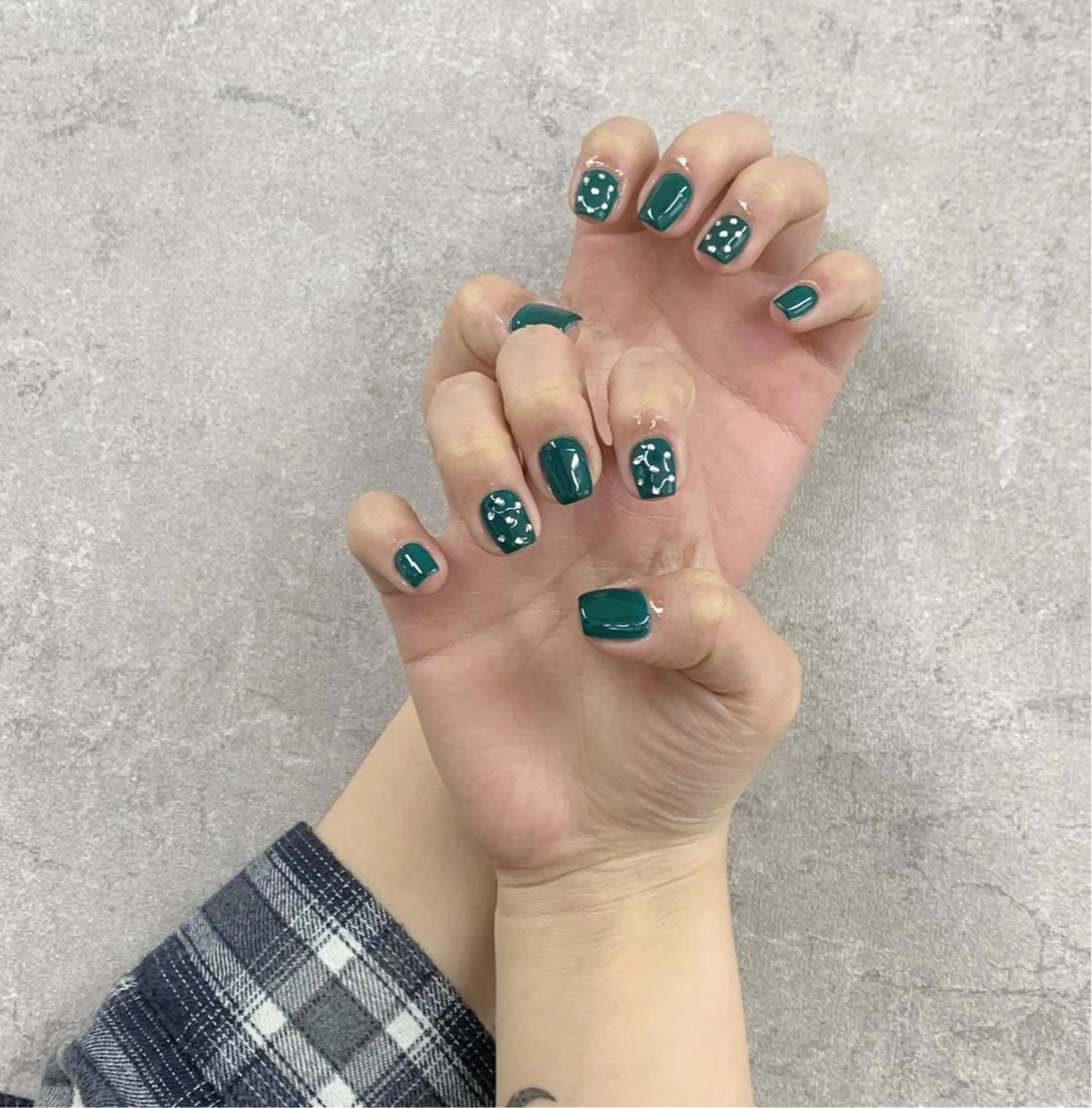 ネイル ネイリストKanon シェルウェリナ 船橋のネイルデザイン