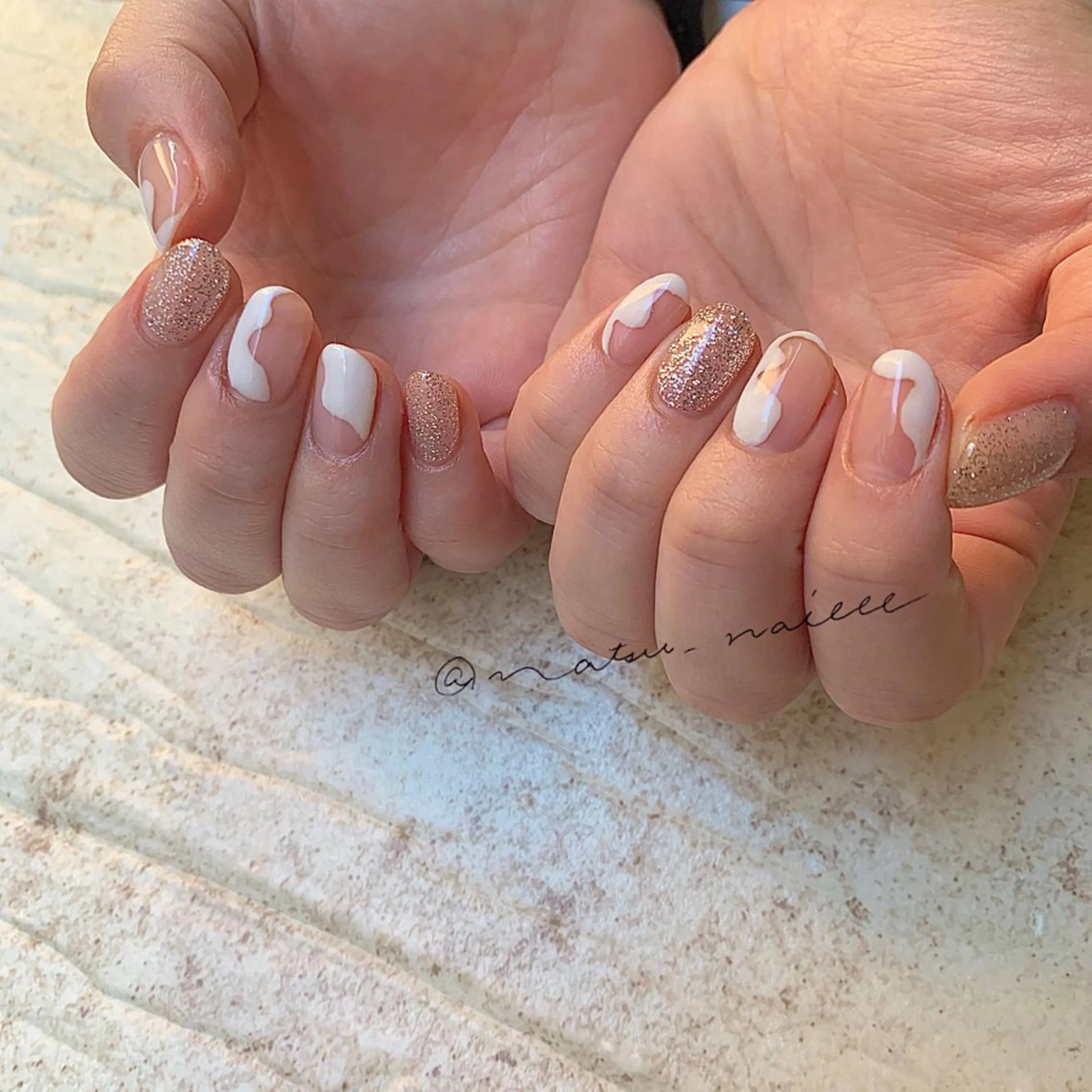 ネイル Je.ily ［ジェイリー］のネイルデザイン