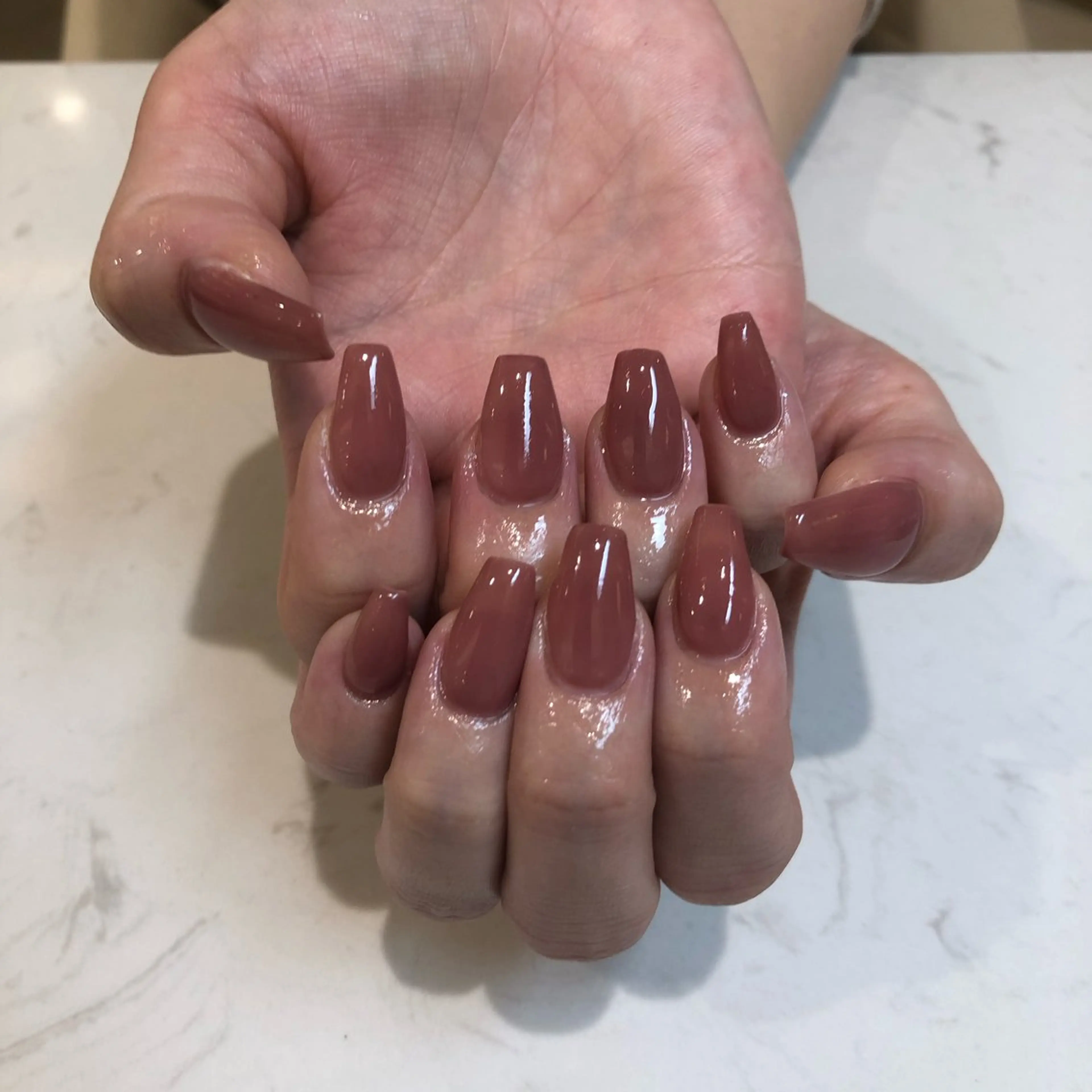 ネイル Raviy  新宿店所属・わたなべ あやかのネイルデザイン