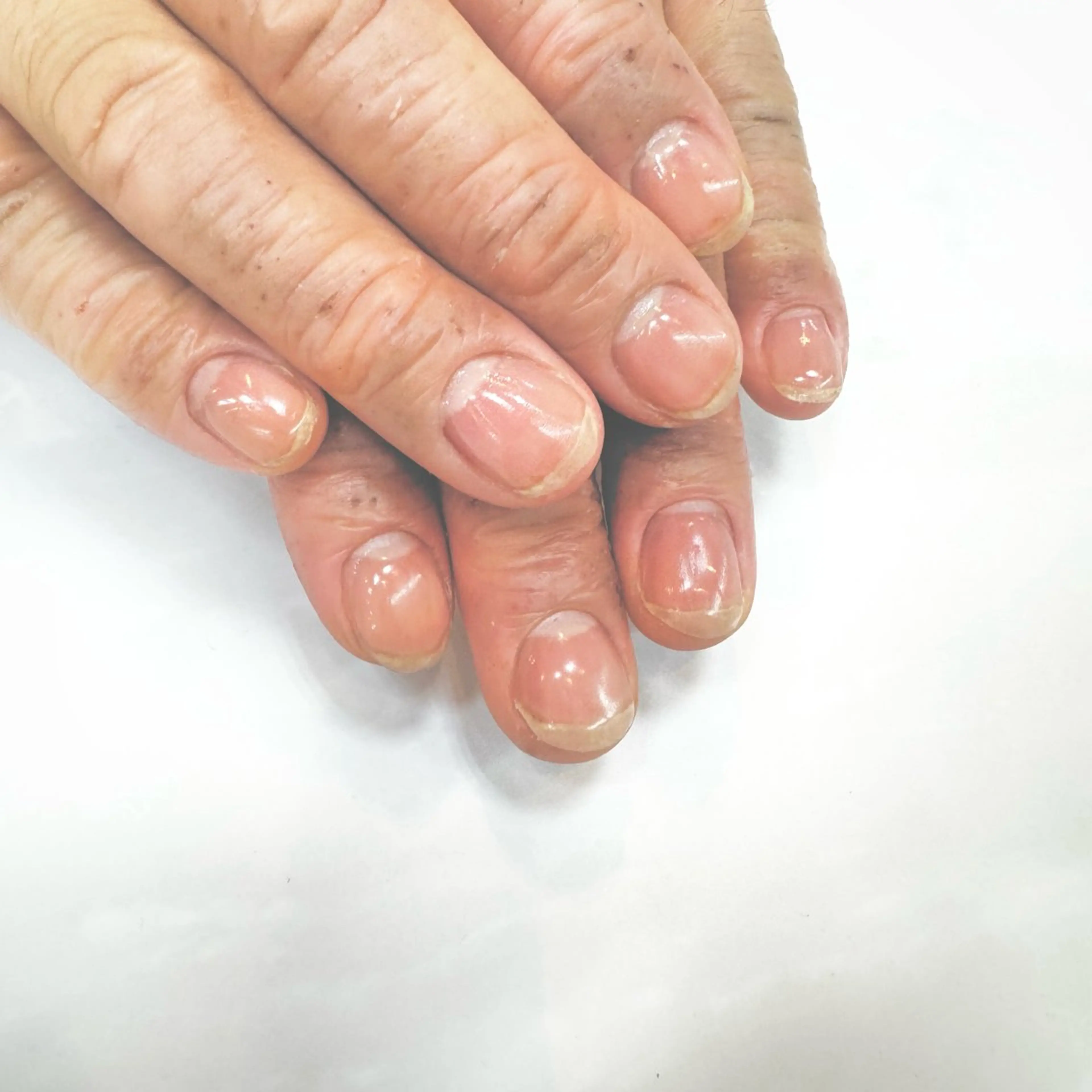 ネイル ハンドケア 重永 .のネイルデザイン