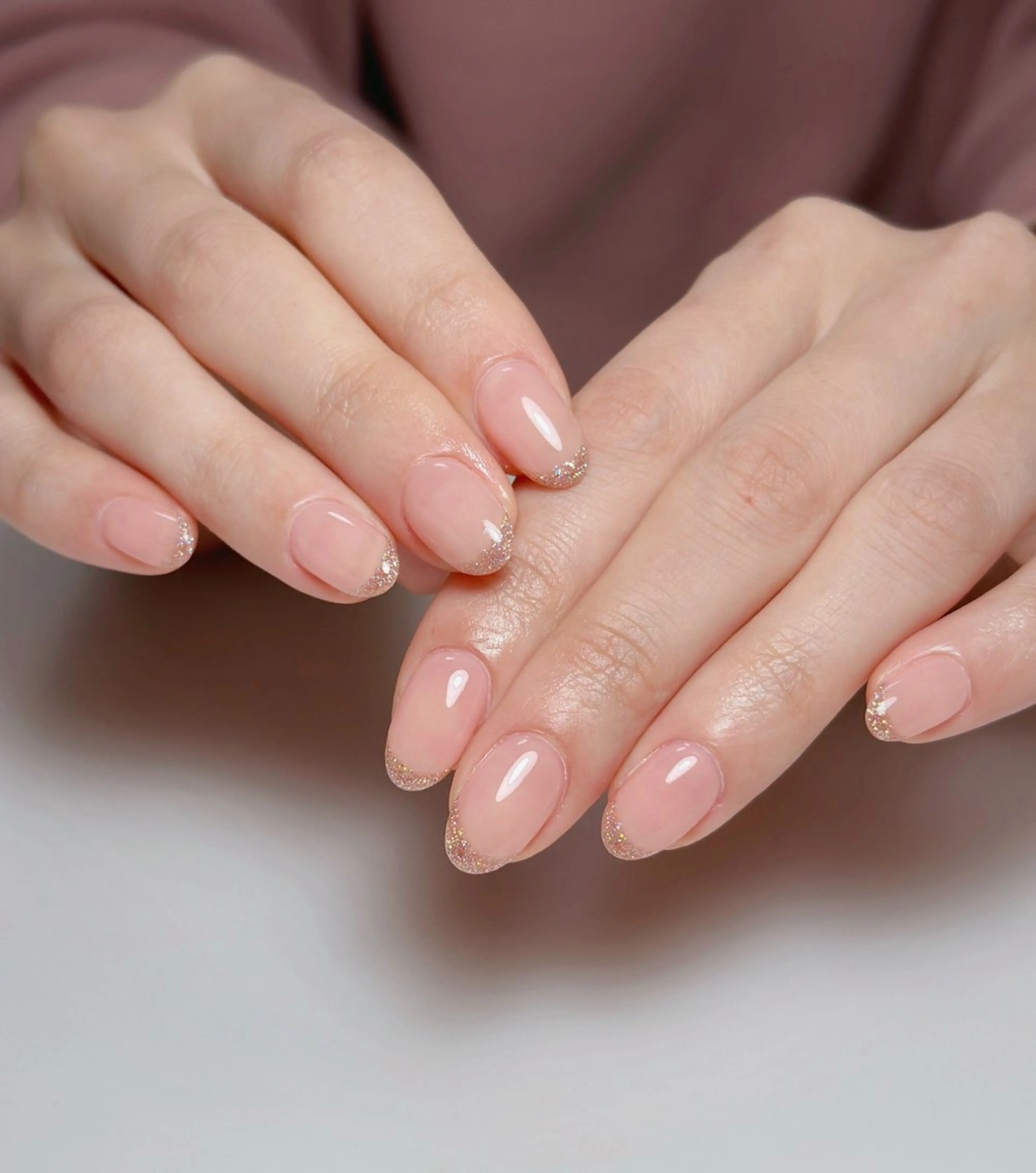 ネイル オーロラネイル 長さ出し フットネイル 韓国ネイル ラメ(グリッター) ハンドネイル 👍thumbs up nail👍のネイルデザイン