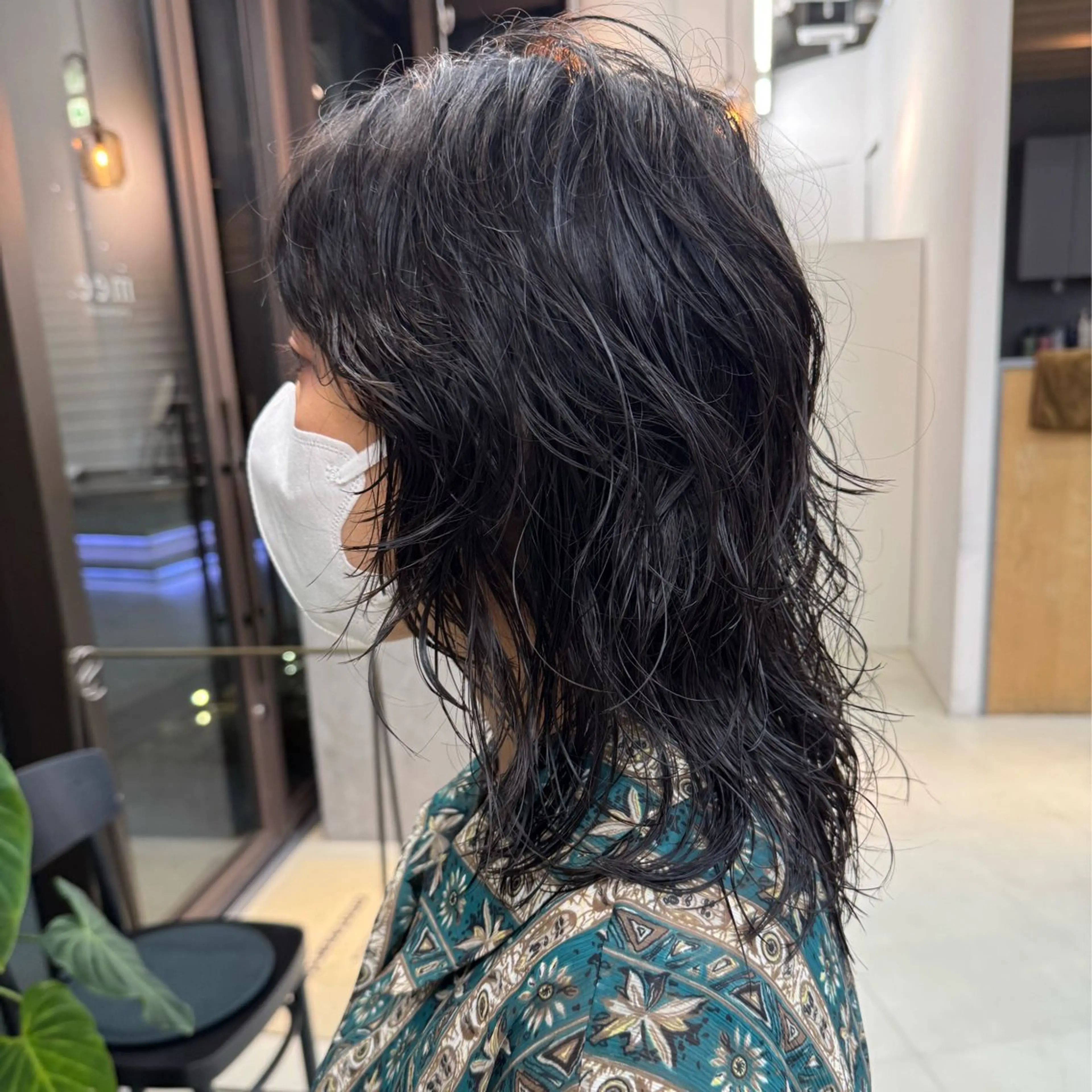 ミディアム パーマ ミディアムパーマ ウルフカット カット ヘアカラー トリートメント ボブ/ショート/ パーマ/shinのヘアスタイル