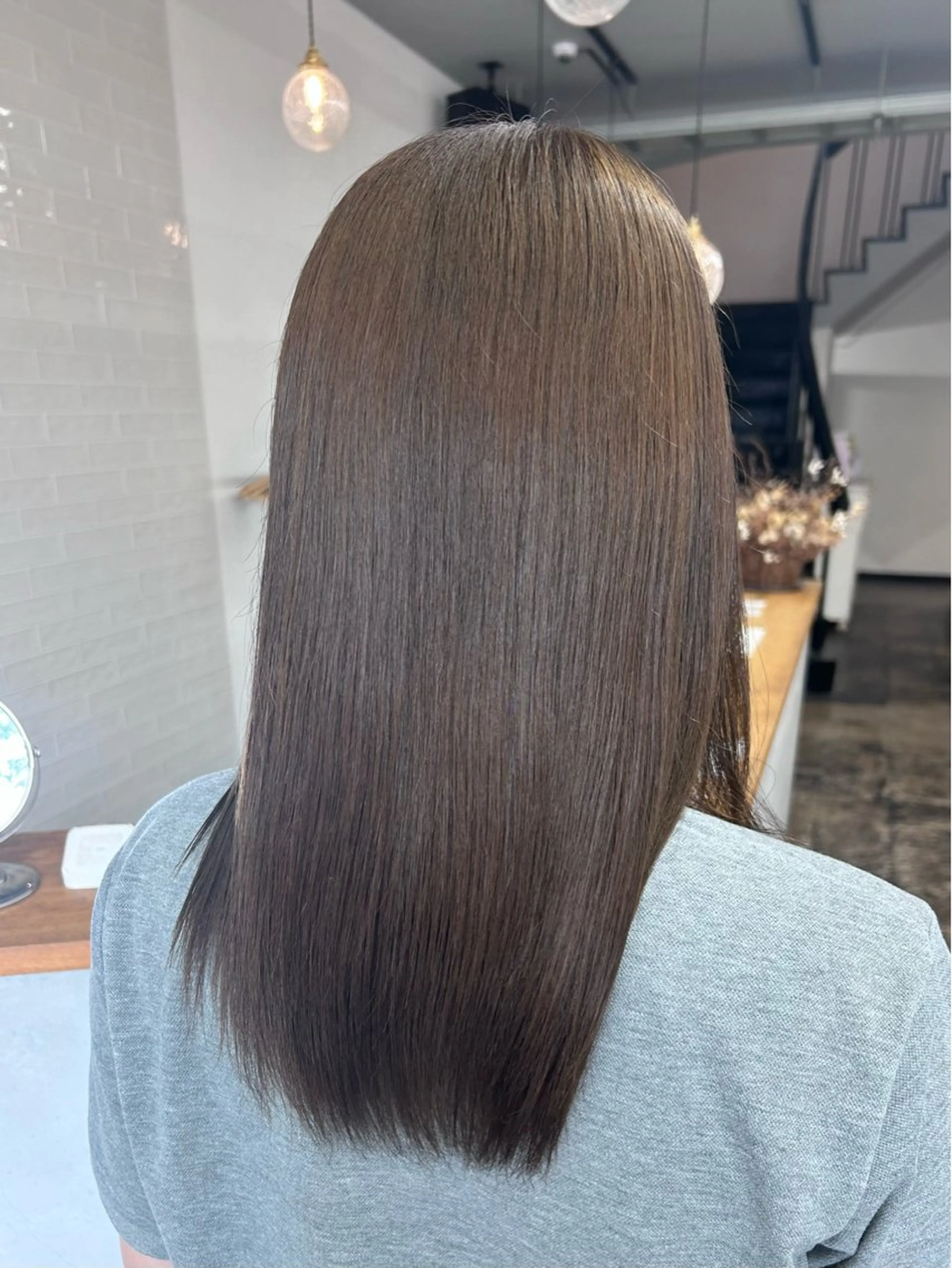 ミディアム カラー 髪質改善 ヘアカラー トリートメント sol. ayakaのヘアスタイル