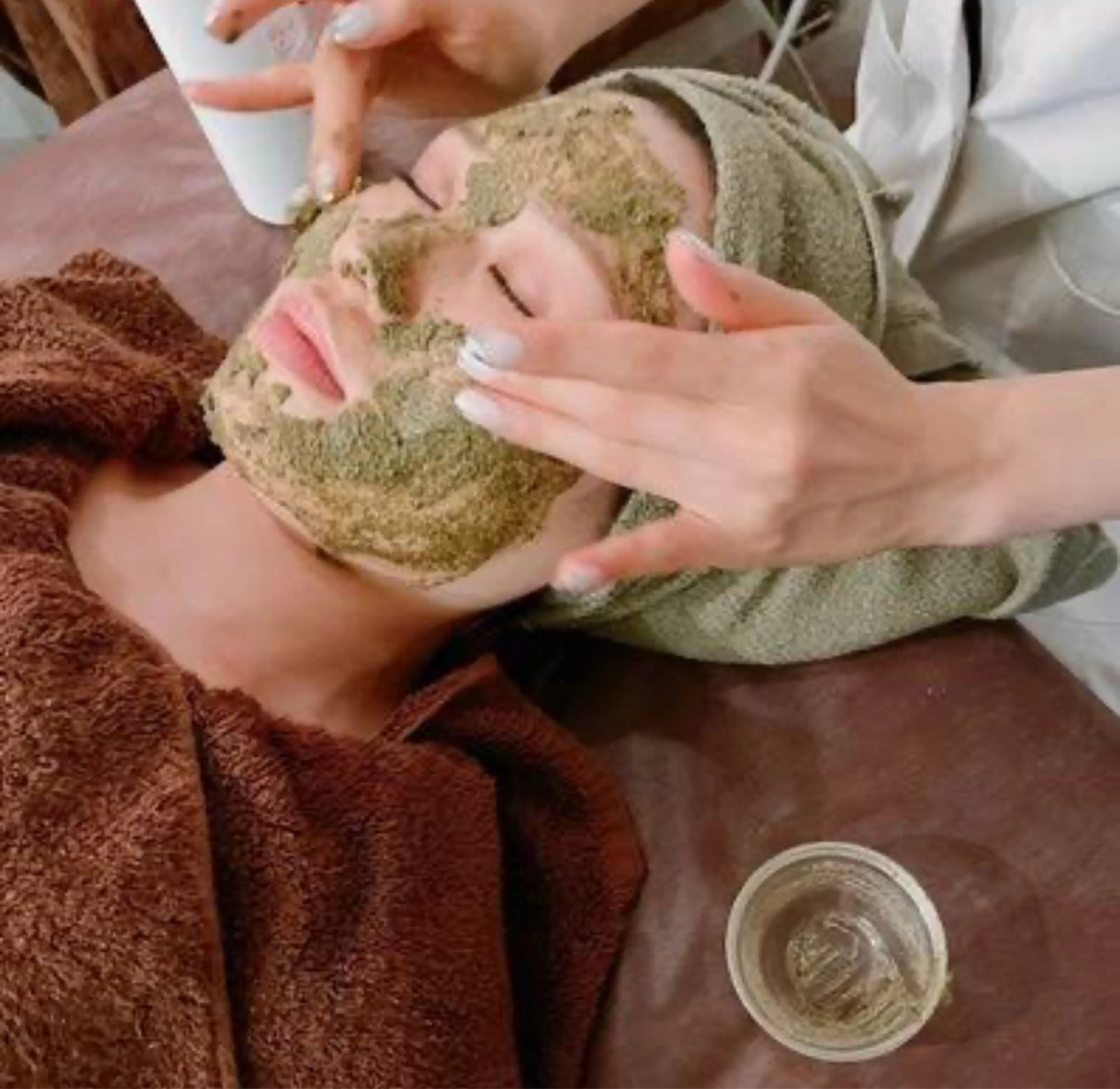 ハーブピーリング🌿剥離なしの写真