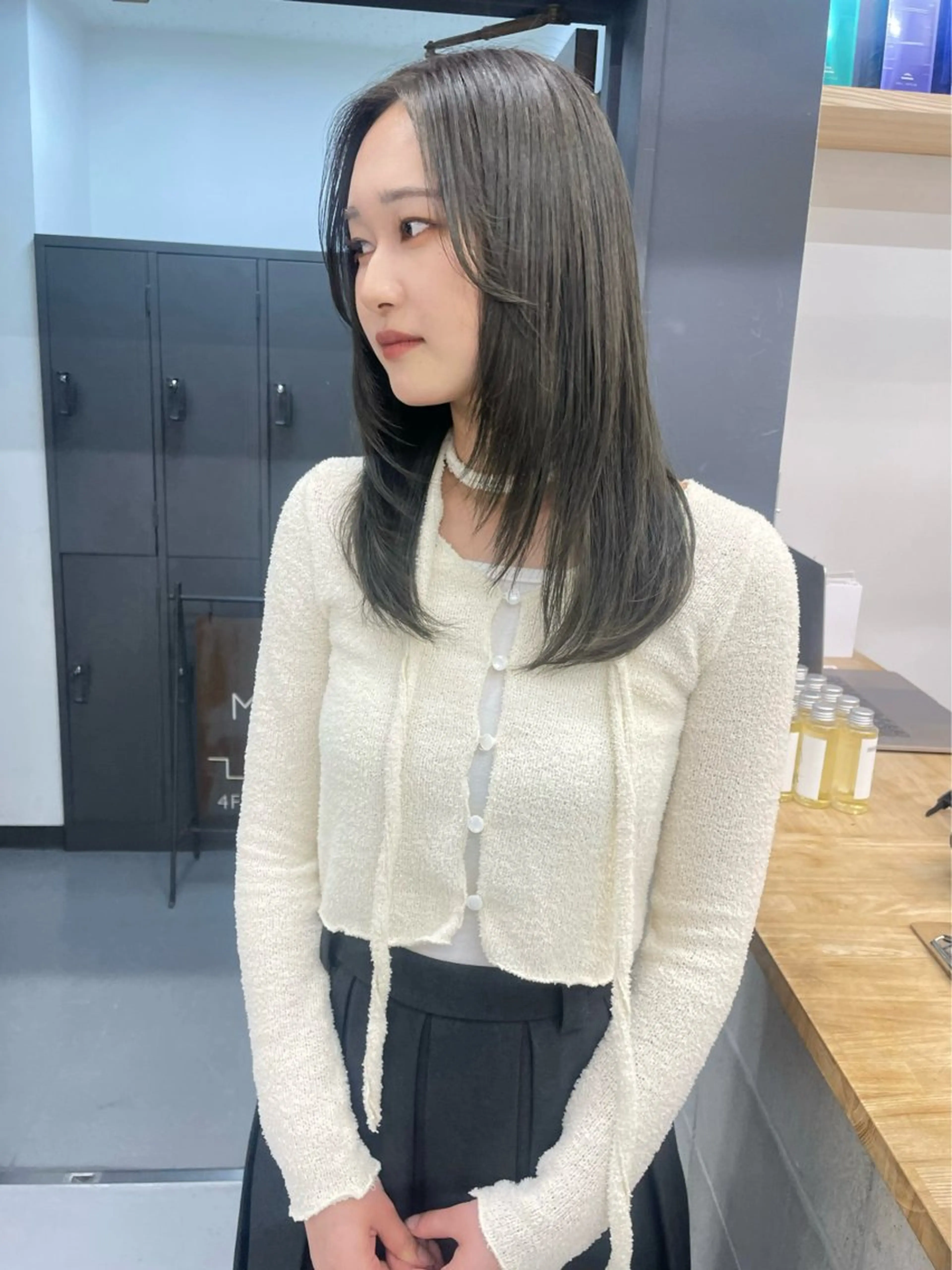 セミロング 顔まわりレイヤー 顔周りカット レイヤーカット ボブカットモデル/パ ーマ/harunaのヘアスタイル